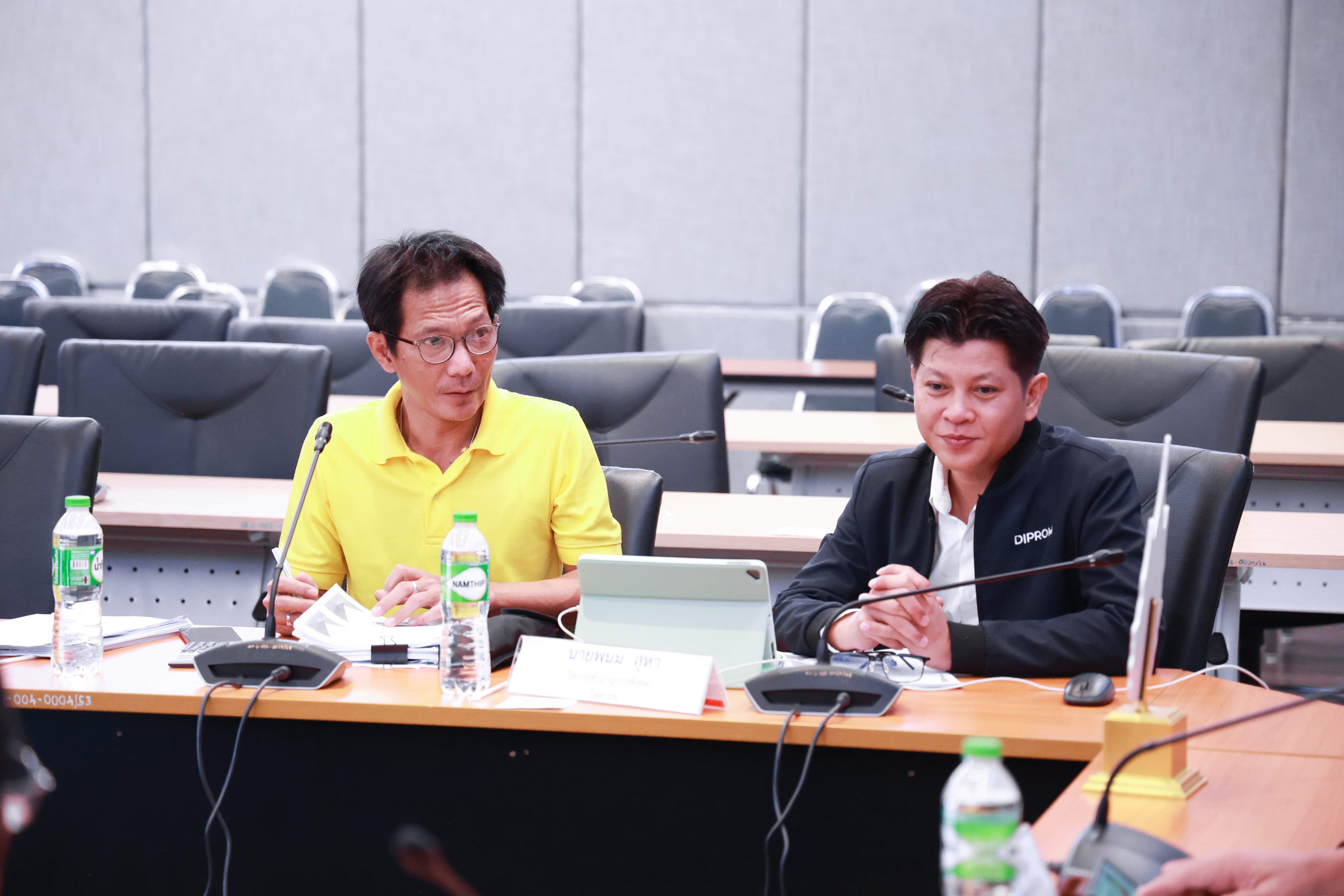 “รสอ.วัชรุน” นำทีมดีพร้อมอนุรักษ์พลังงานและการหาประสิทธิภาพพลังงาน
