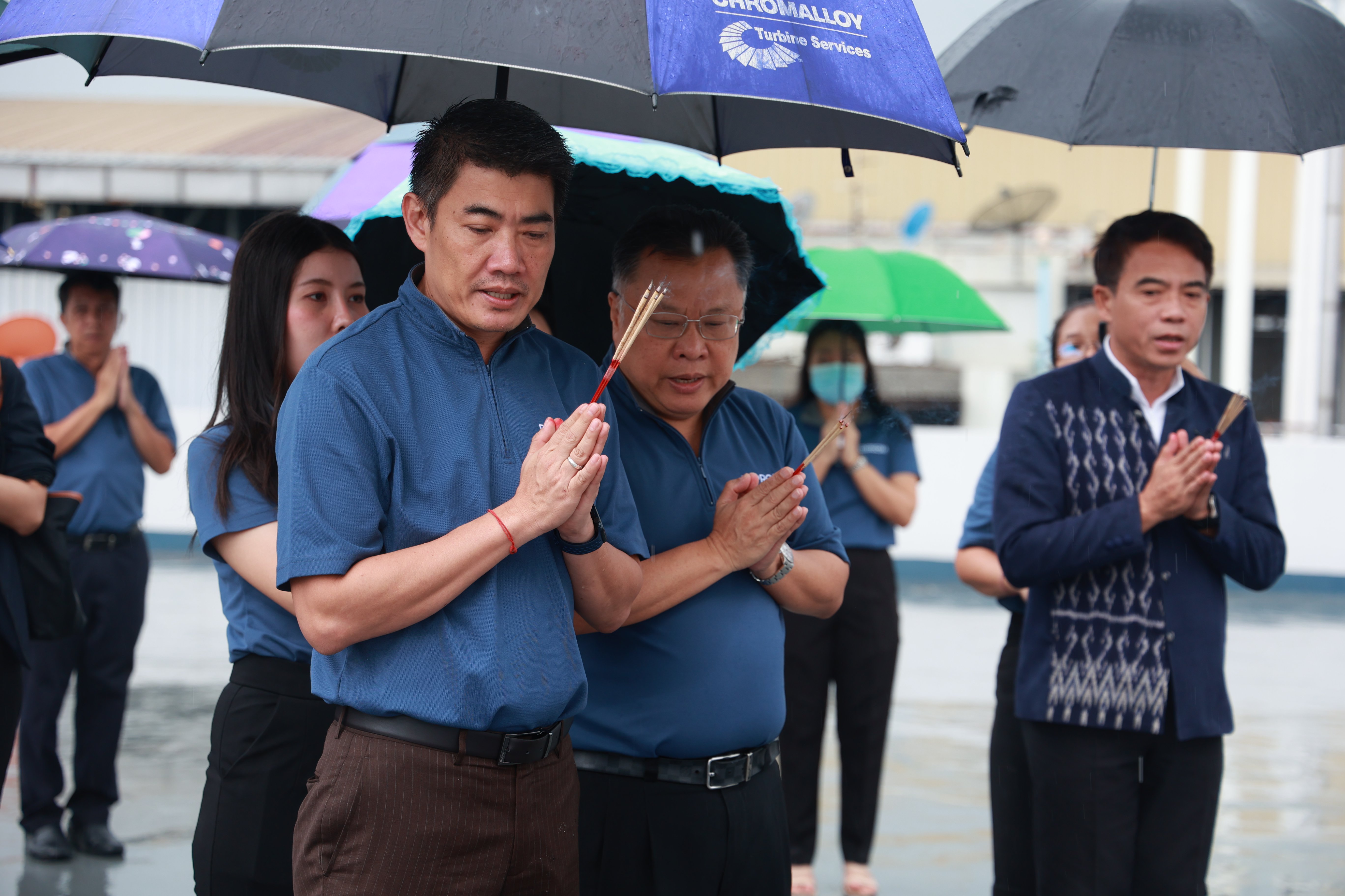 “ดีพร้อม” บวงสรวงองค์พระนารายณ์ และไหว้ศาลพระภูมิฉลองครบรอบ 82 ปี