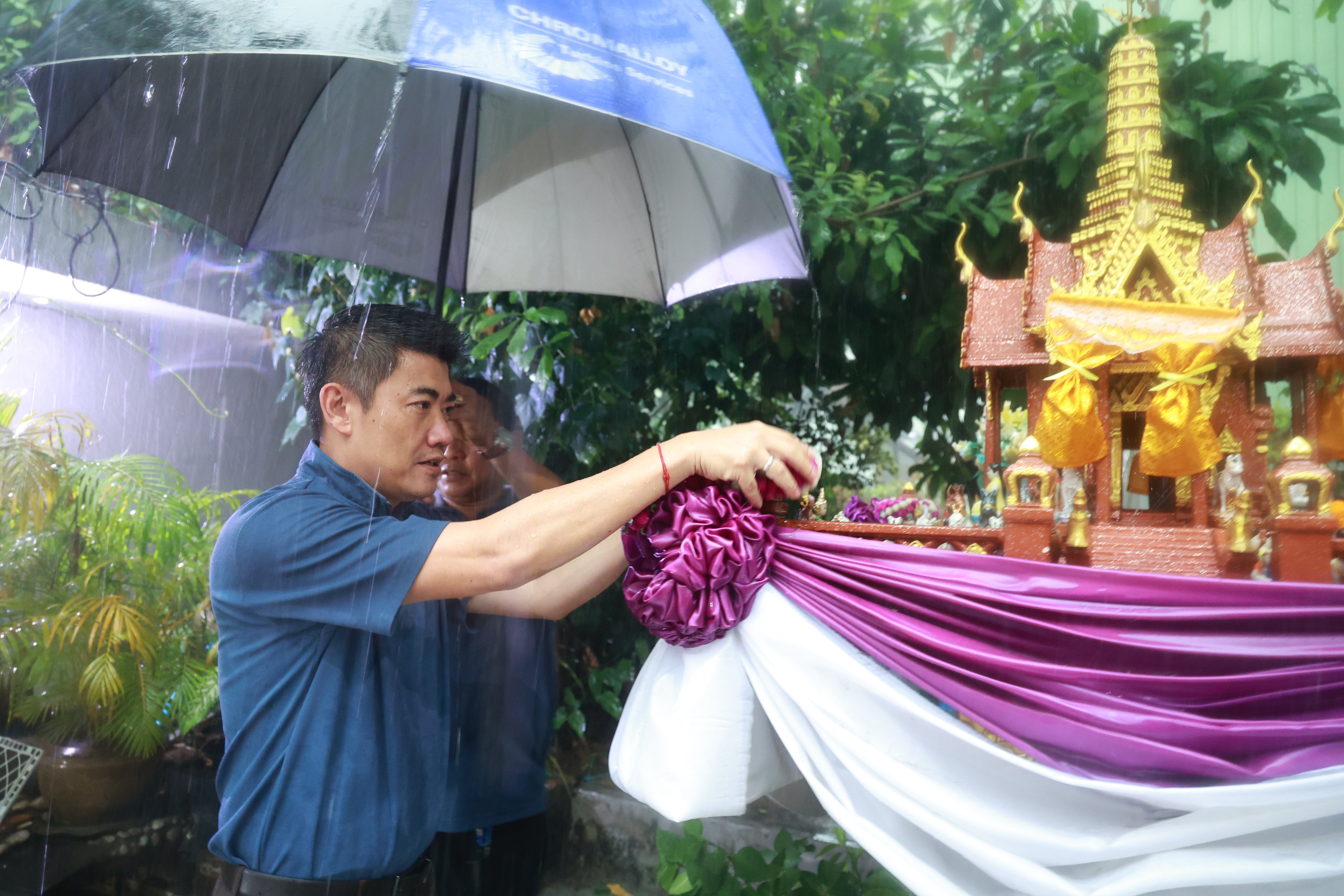 “ดีพร้อม” บวงสรวงองค์พระนารายณ์ และไหว้ศาลพระภูมิฉลองครบรอบ 82 ปี