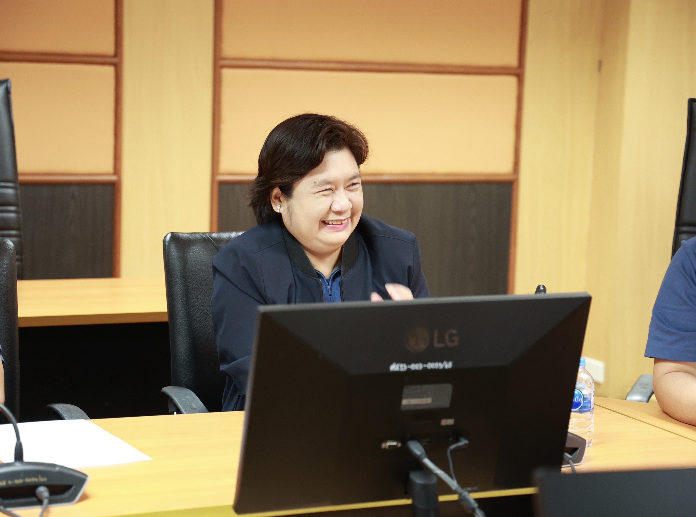 "อธิบดีภาสกร" นำประชุมแต่งตั้งอนุกรรมการใน อ.ก.พ. กรมส่งเสริมอุตสาหกรรม