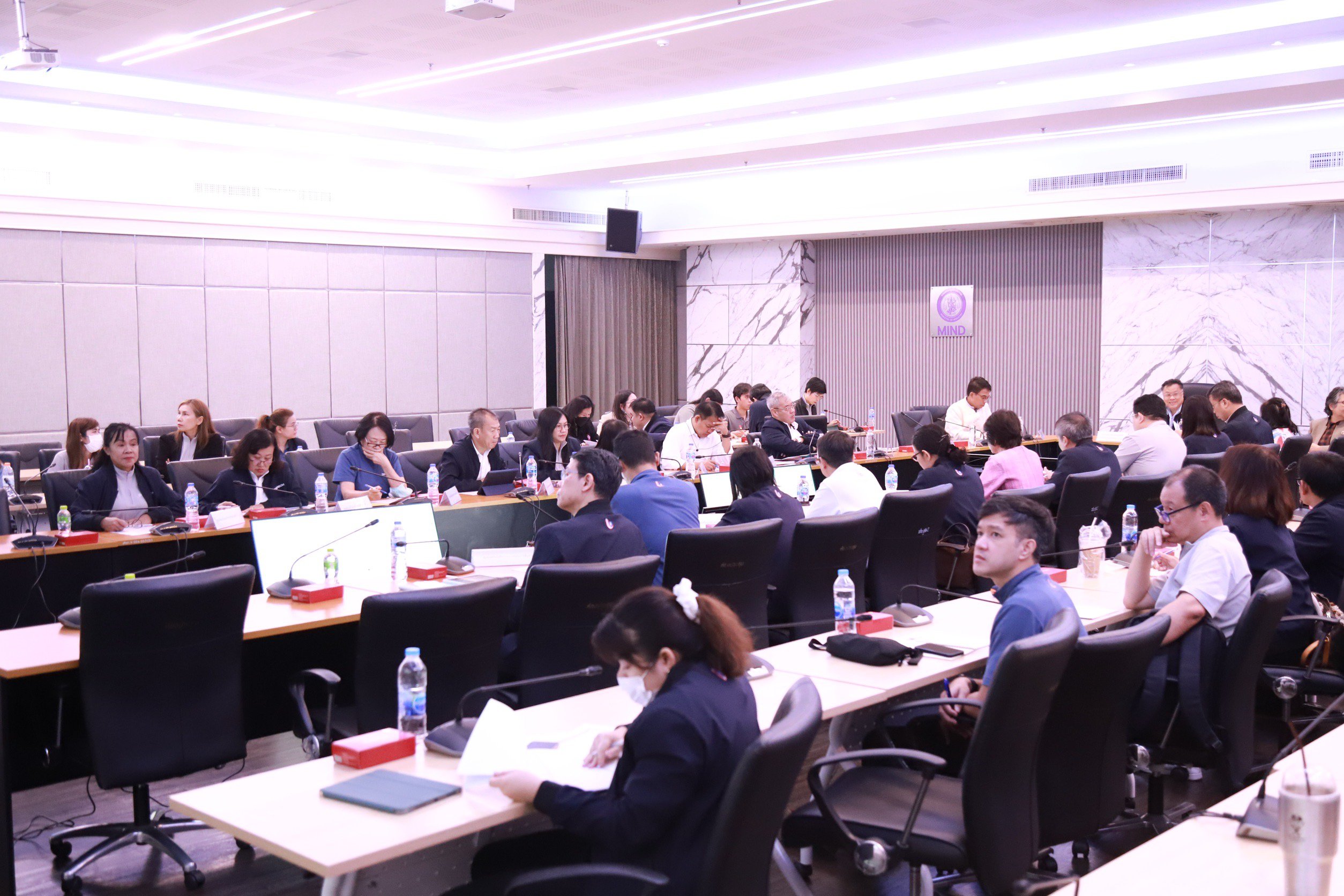 ดีพร้อม ประชุมชี้แจงกรอบทิศทางการจัดสรรงบฯ ปี 67