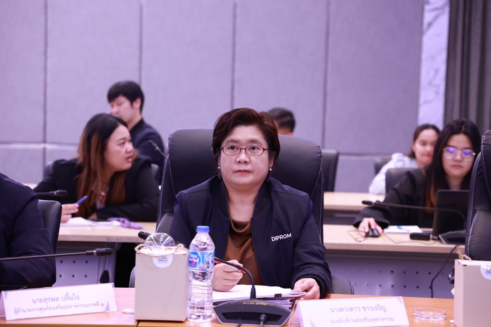 “อสอ.ภาสกร” นำทีมผู้บริหารดีพร้อม ประชุมขับเคลื่อนการทำงานปี 67