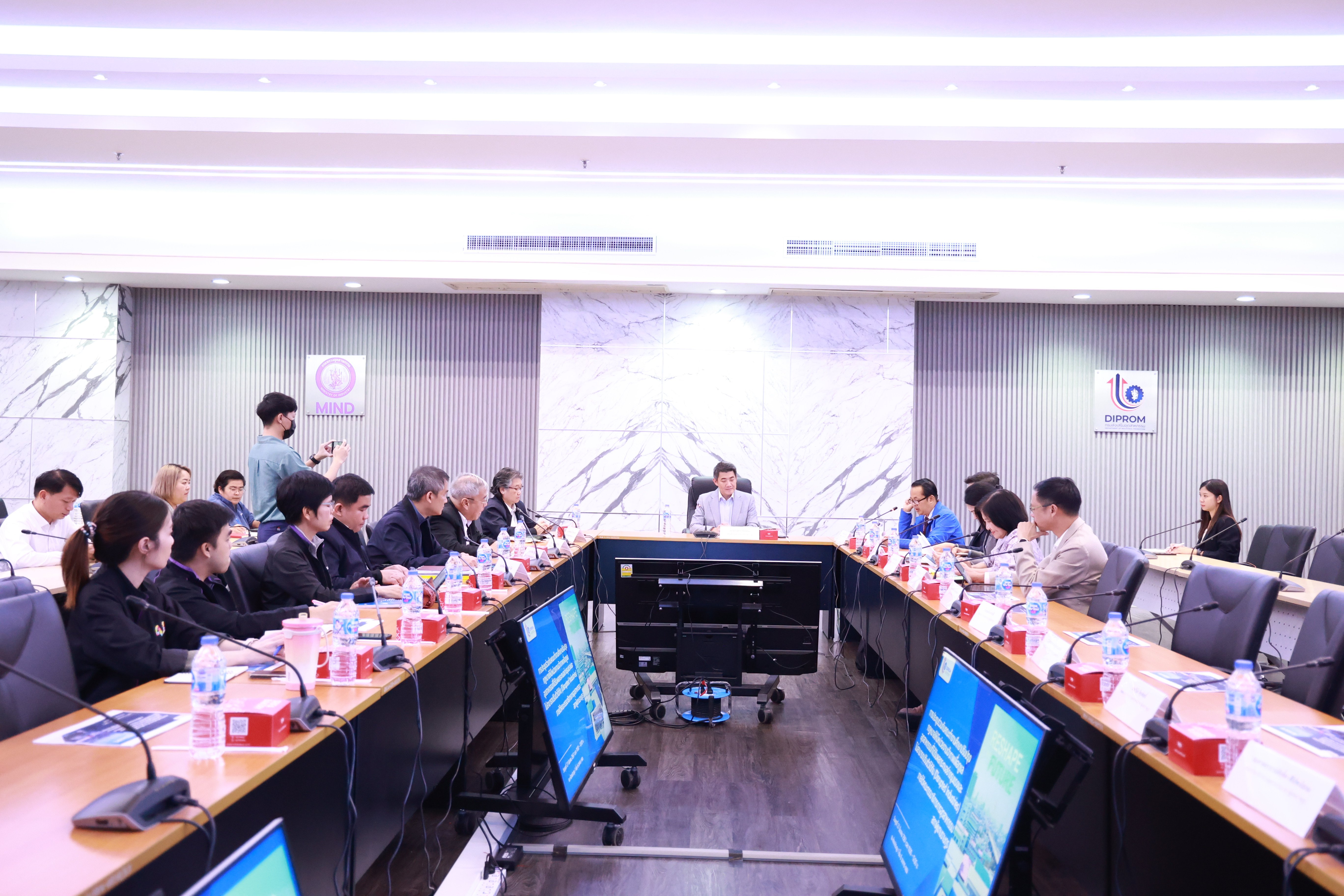 “อสอ.ภาสกร” ร่วมประชุมคณะกรรมาธิการการอุตสาหกรรม สภาผู้แทนราษฎร