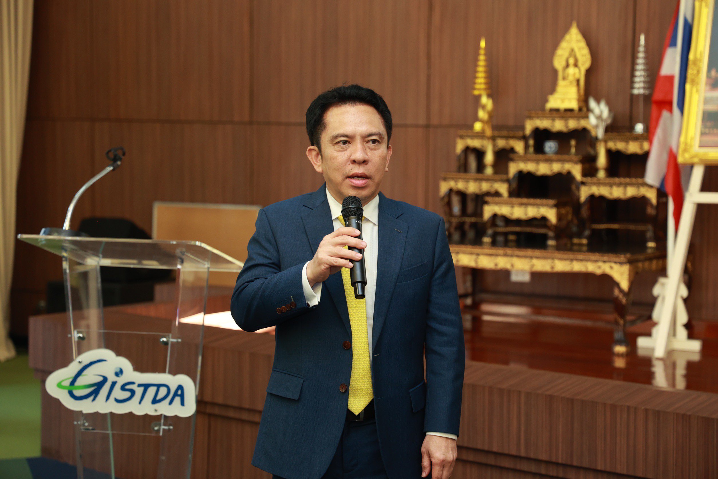 "ดีพร้อม" เยี่ยมชมอุทยานรังสรรค์นวัตกรรมอวกาศ "จิสด้า" เตรียมบูรณาการเพิ่มโอกาสทางธุรกิจให้ผู้ประกอบการไทย