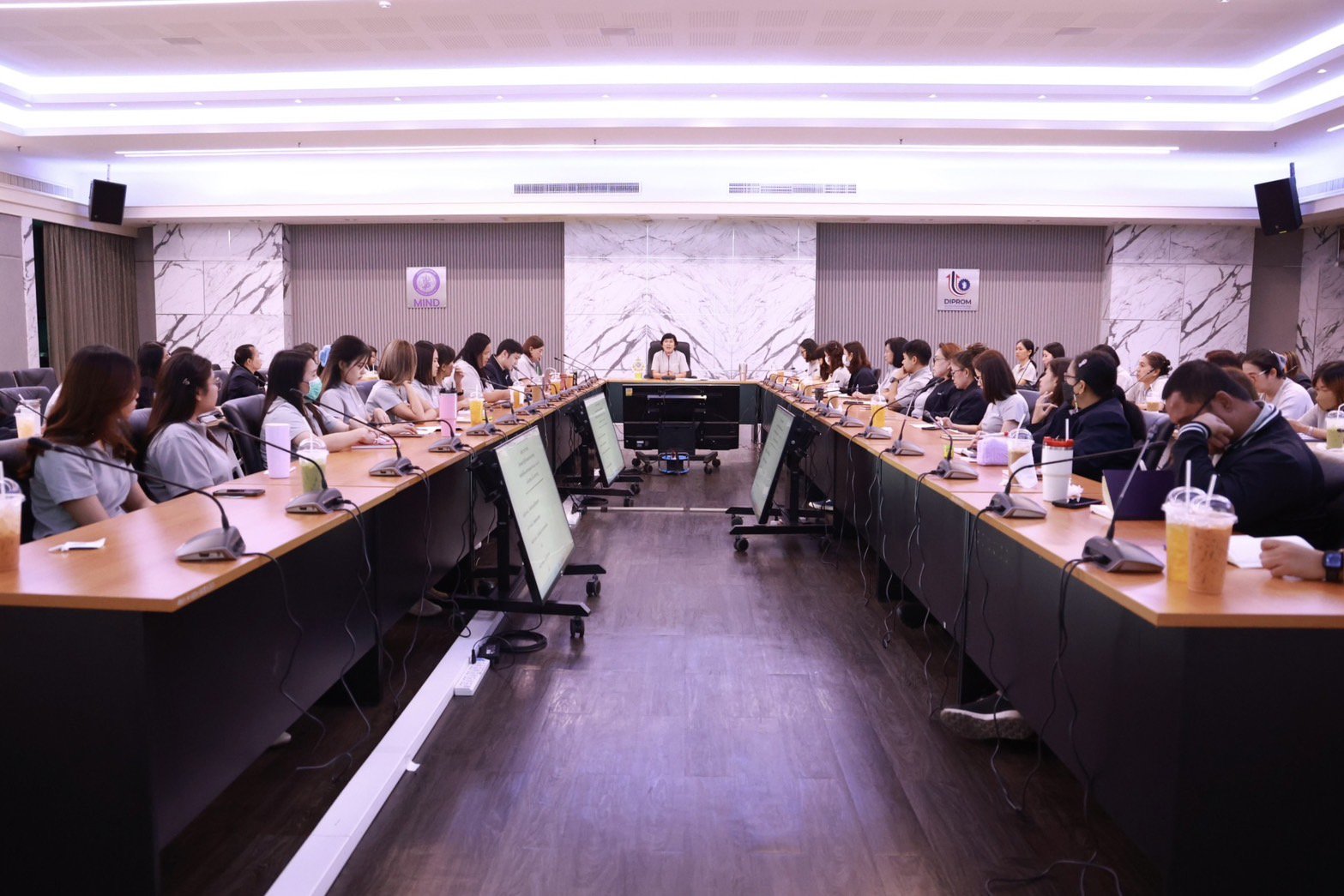 เลขานุการกรม  เปิดกิจกรรมการการเสริมสร้างความรู้ความเข้าใจเกี่ยวกับมาตรฐานทางจริยธรรม ประมวลจริยธรรม และข้อกำหนดจริยธรรม