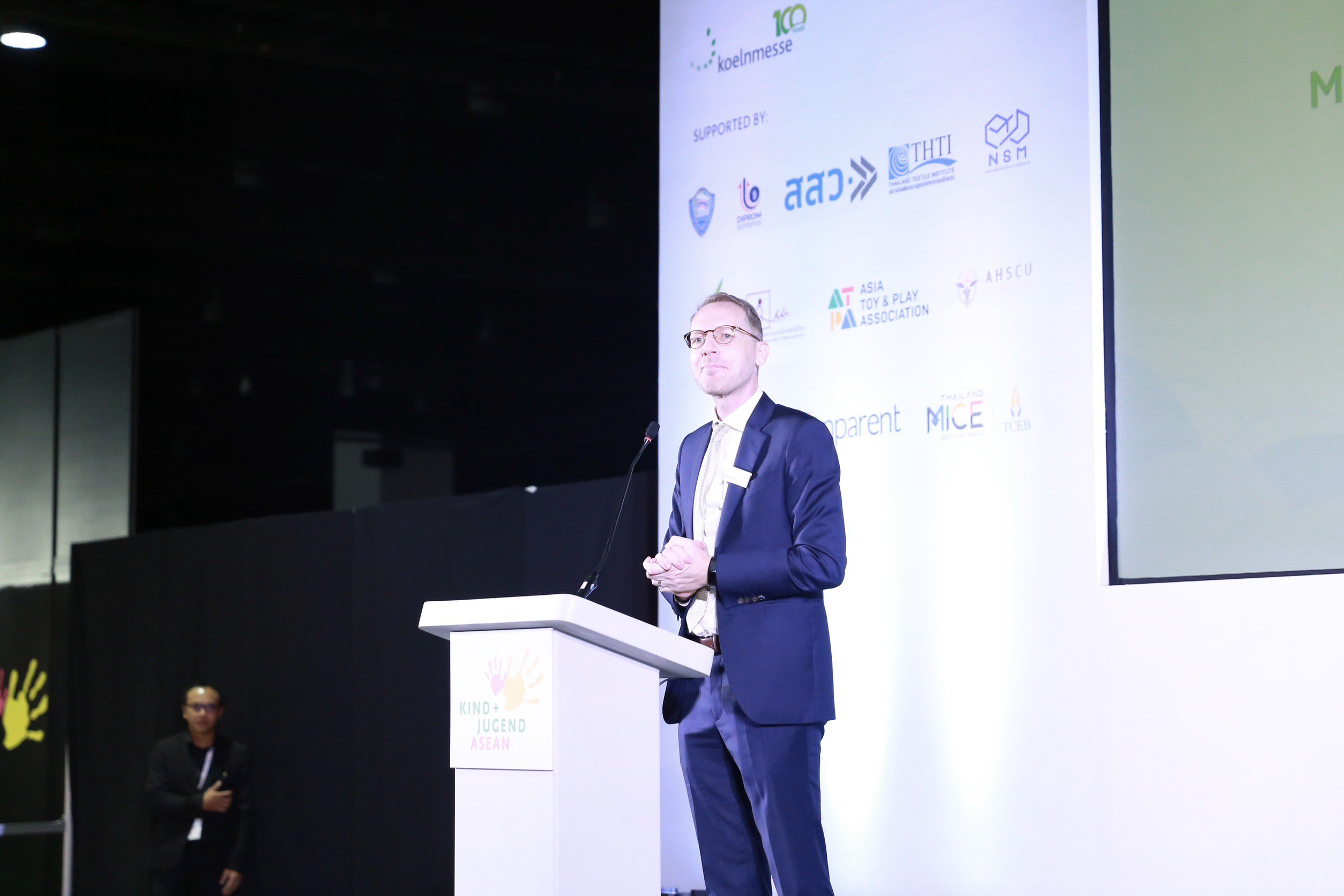 "รสอ.ดวงดาว" เปิดงาน Kind + Jugend ASEAN 2024