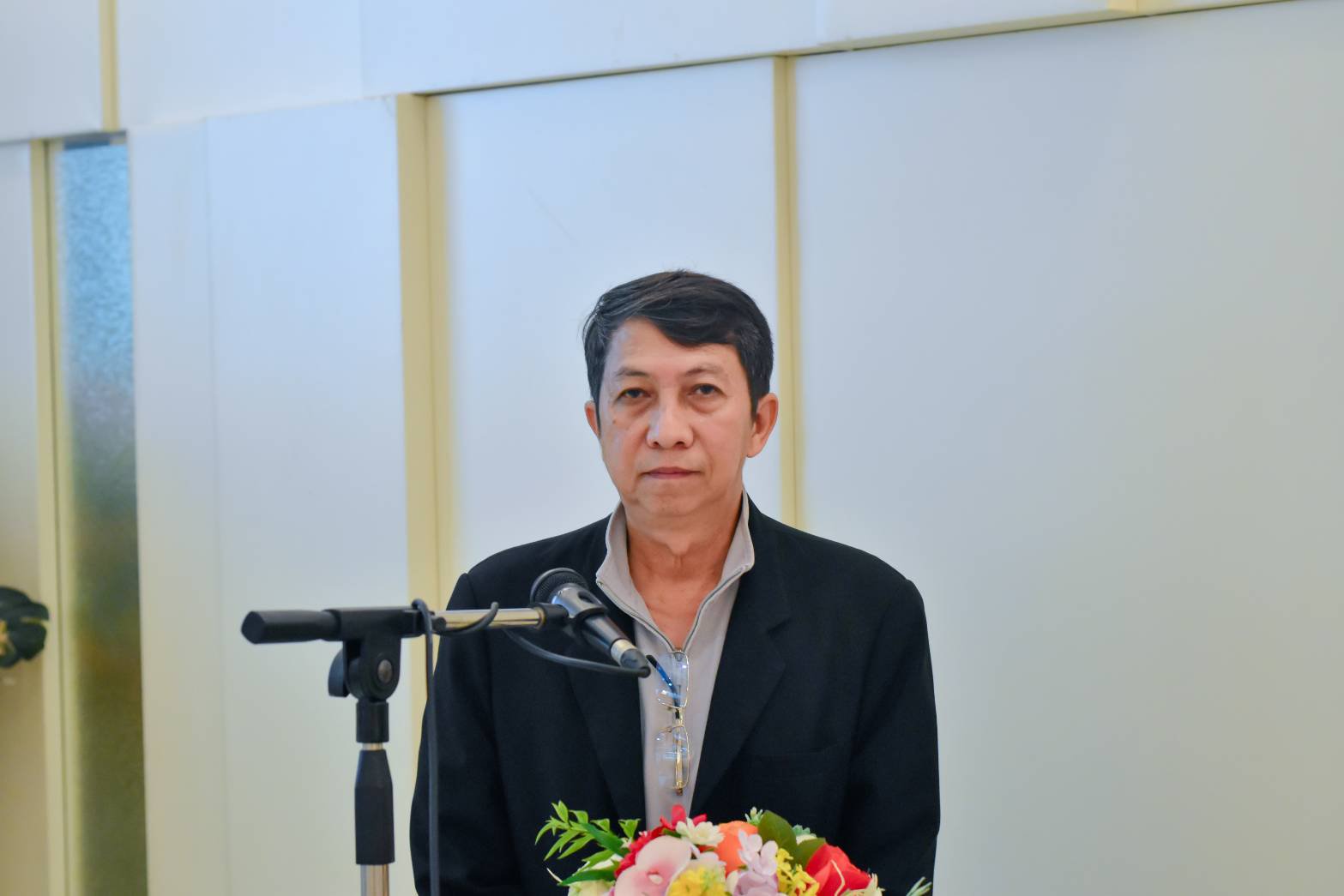 “รสอ.วาที” เปิดงาน SMEs Boost Up ตลาดออนไลน์ด้วย AI Content x Tiktok