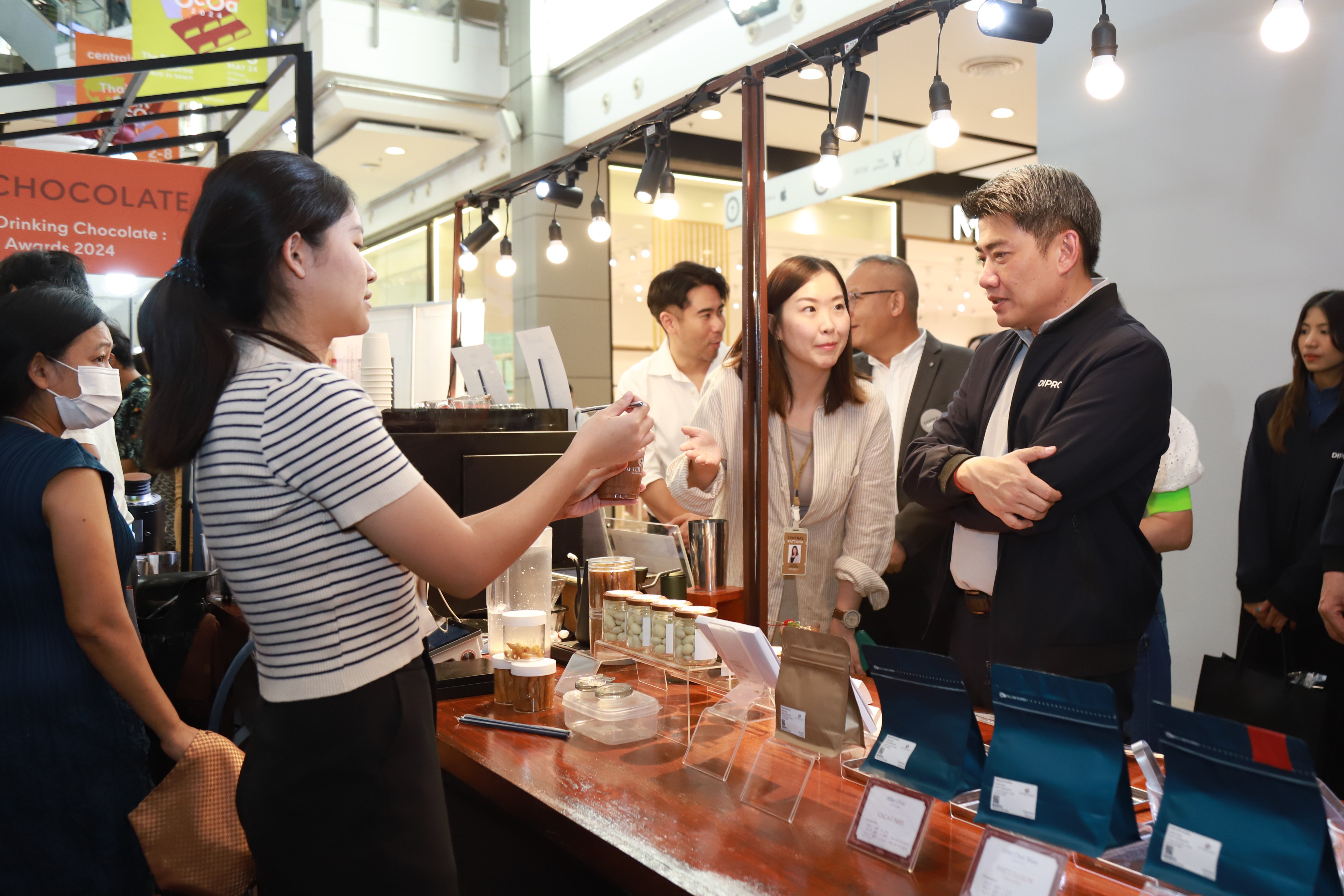 “ดีพร้อม” ร่วมงาน THAILAND CRAFT COCOA 2024 เปิดประสบการณ์โกโก้ครั้งใหญ่ใจกลางเมือง