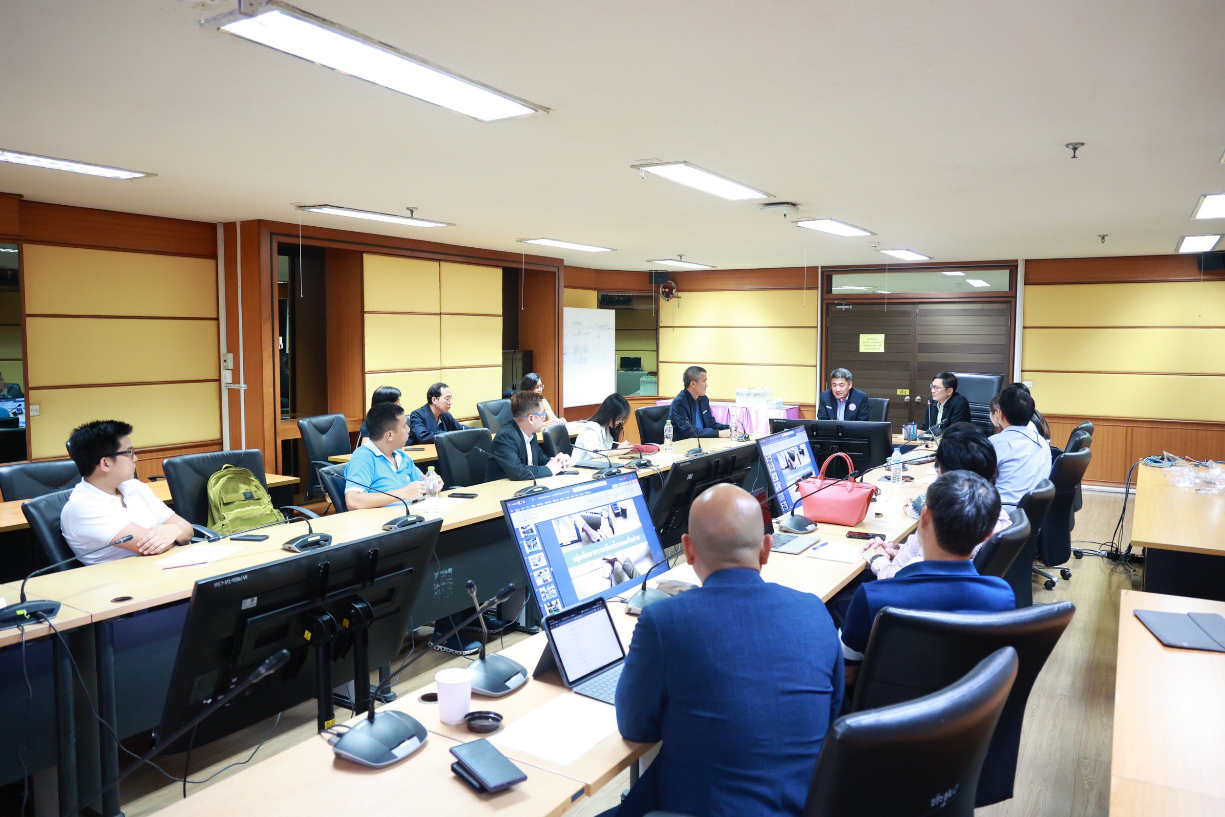 "อสอ.ภาสกร" หารือ DIPROM SMEs Network ต่อยอดความร่วมมือ