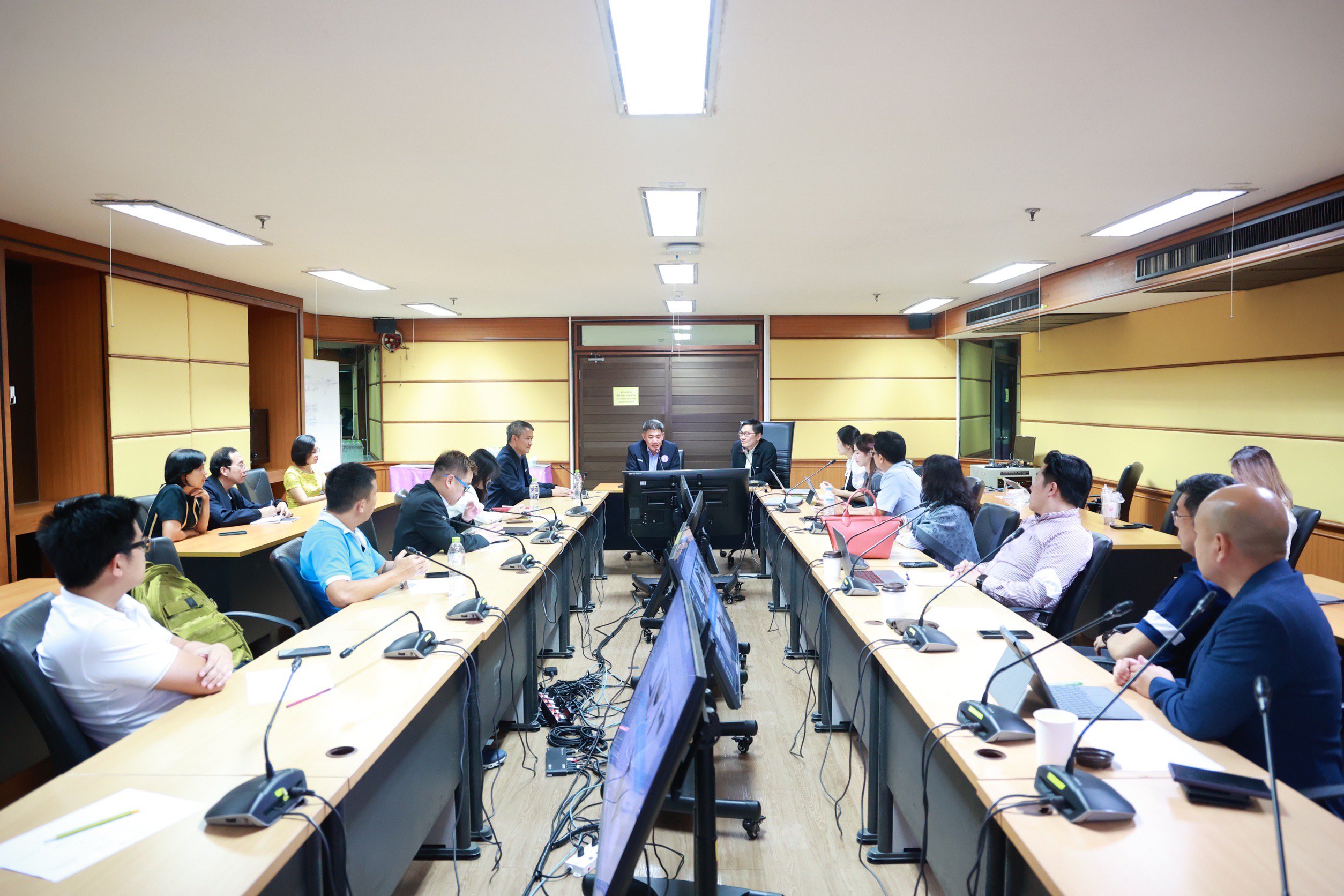 "อสอ.ภาสกร" หารือ DIPROM SMEs Network ต่อยอดความร่วมมือ