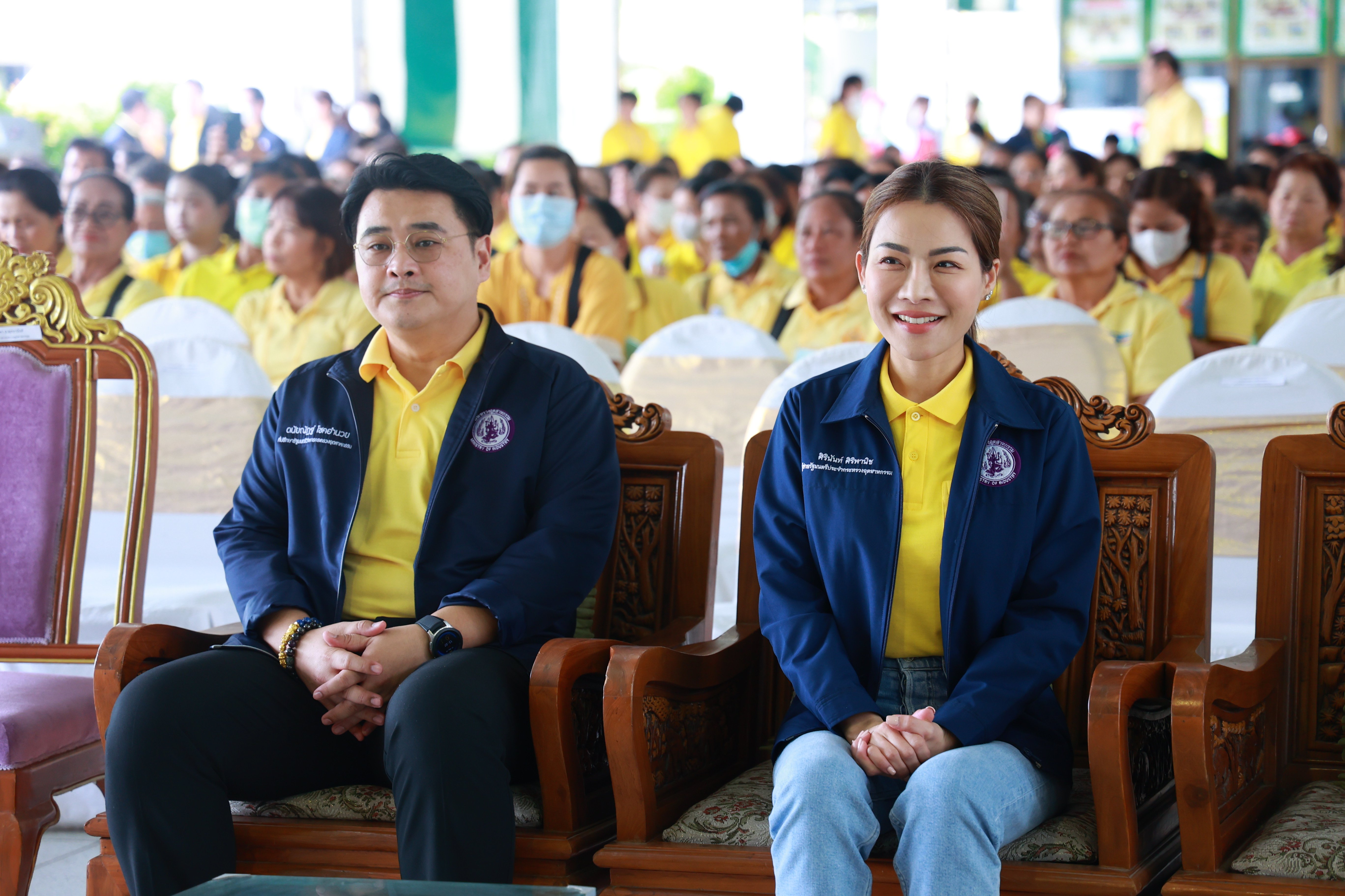 “พิมพ์ภัทรา” ยกคณะลงพื้นที่ภาคกลางตอนล่าง 2 ตรวจเยี่ยมการฝึกอาชีพชุมชน-รับฟังปัญหา ก่อนชงเข้าที่ประชุม ครม.สัญจรนอกสถานที่ ครั้งที่ 3