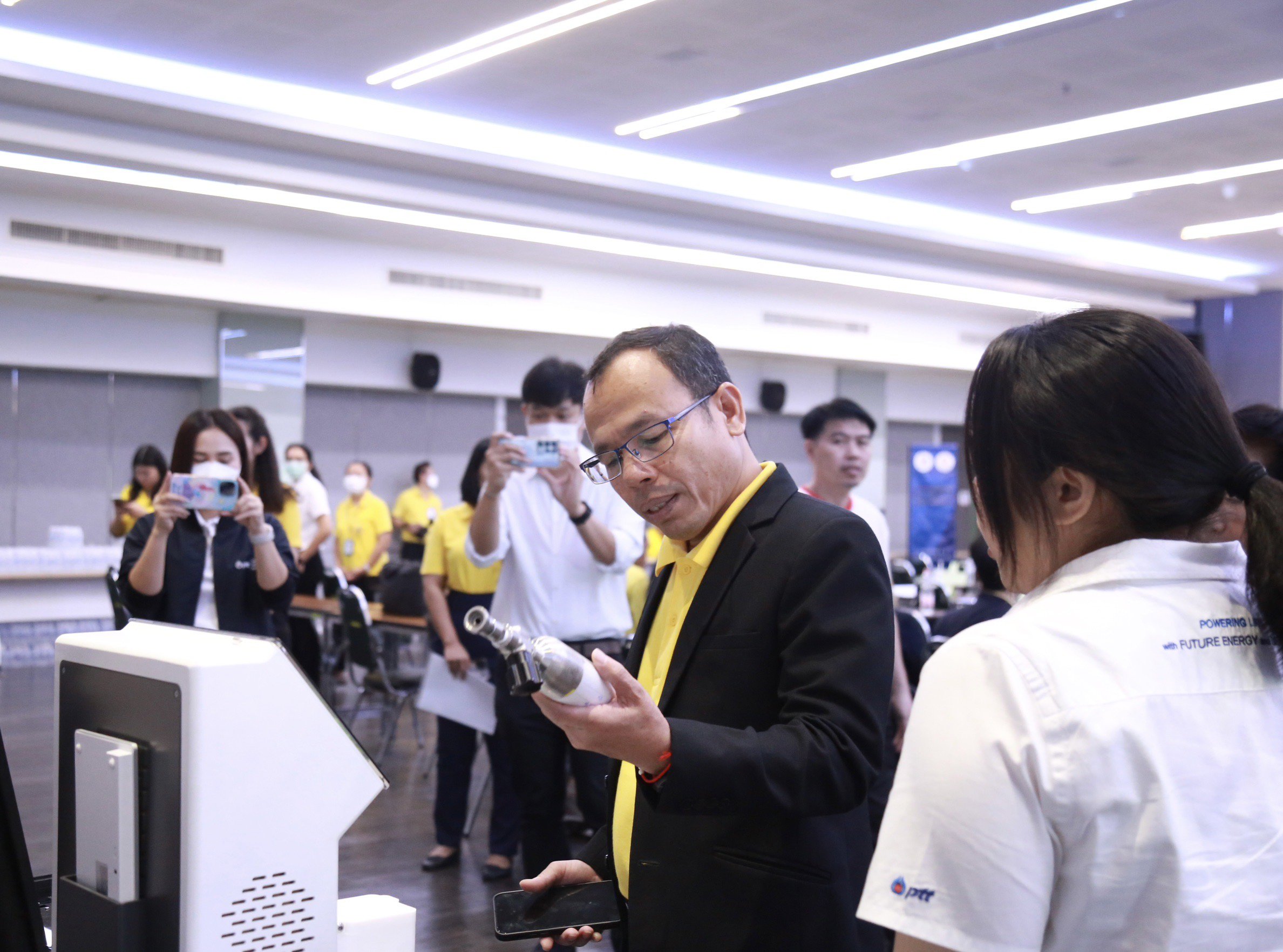 ดีพร้อม ปลื้มองค์กรร่วมมหกรรมคิวซีลดต้นทุน-เพิ่มผลิตกว่า 100 ล้านบาท พร้อมตั้งเป้ายกระดับคุณภาพอุตสาหกรรมไทยสู่สากล