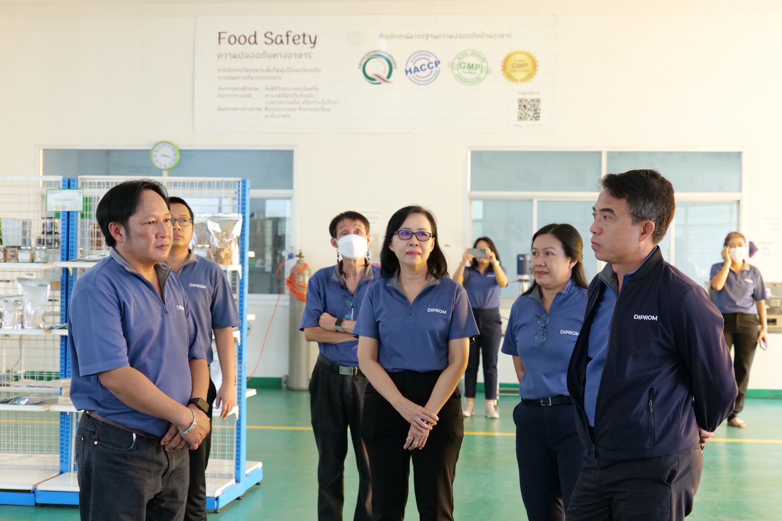 "รสอ.วัชรุน" ลงพื้นที่เมืองชาละวัน มอบนโยบายพร้อมให้กำลังใจเจ้าหน้าที่ดีพร้อม
