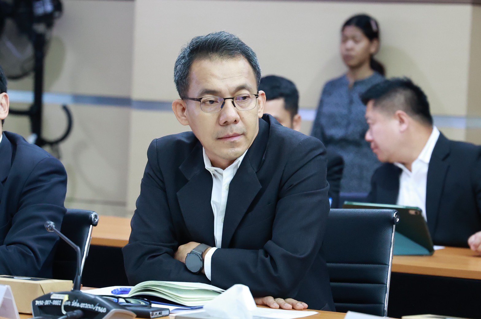 “พิมพ์ภัทรา” ประชุมผู้บริหารกระทรวงอุตสาหกรรม ย้ำ ให้ดูแลประชาชนที่ได้รับผลกระทบจากเหตุไฟไหม้มาบตาพุด – การขนย้ายกากสารเคมี กำชับต้องสื่อสารให้ชัดเจน  พร้อมเร่งรัดออกใบอนุญาต รง.4 และต้องทำให้ถูกต้องตามกระบวนการ