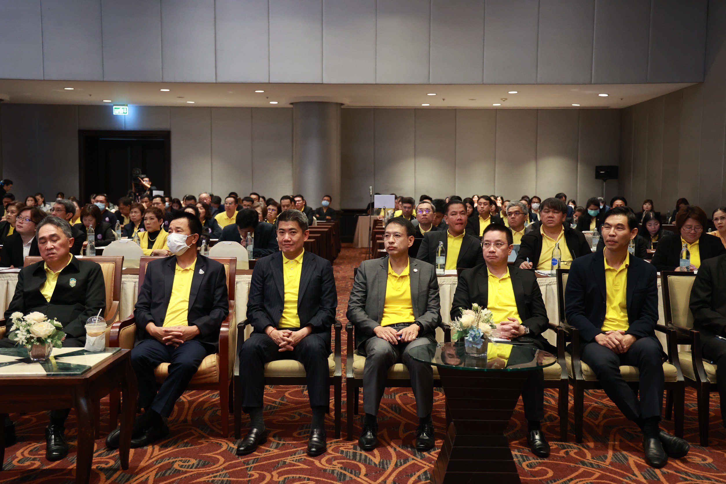 รมว.พิมพ์ภัทรา เร่งเครื่อง ‘ก.อุตสาหกรรม’ มอบนโยบาย ‘รื้อ ลด ปลด สร้าง’ หนุนอุตฯ กระตุ้นเศรษฐกิจไทยตอบโจทย์ตลาดโลก คำนึงถึงประโยชน์และผลกระทบประชาชนเป็นสำคัญ  