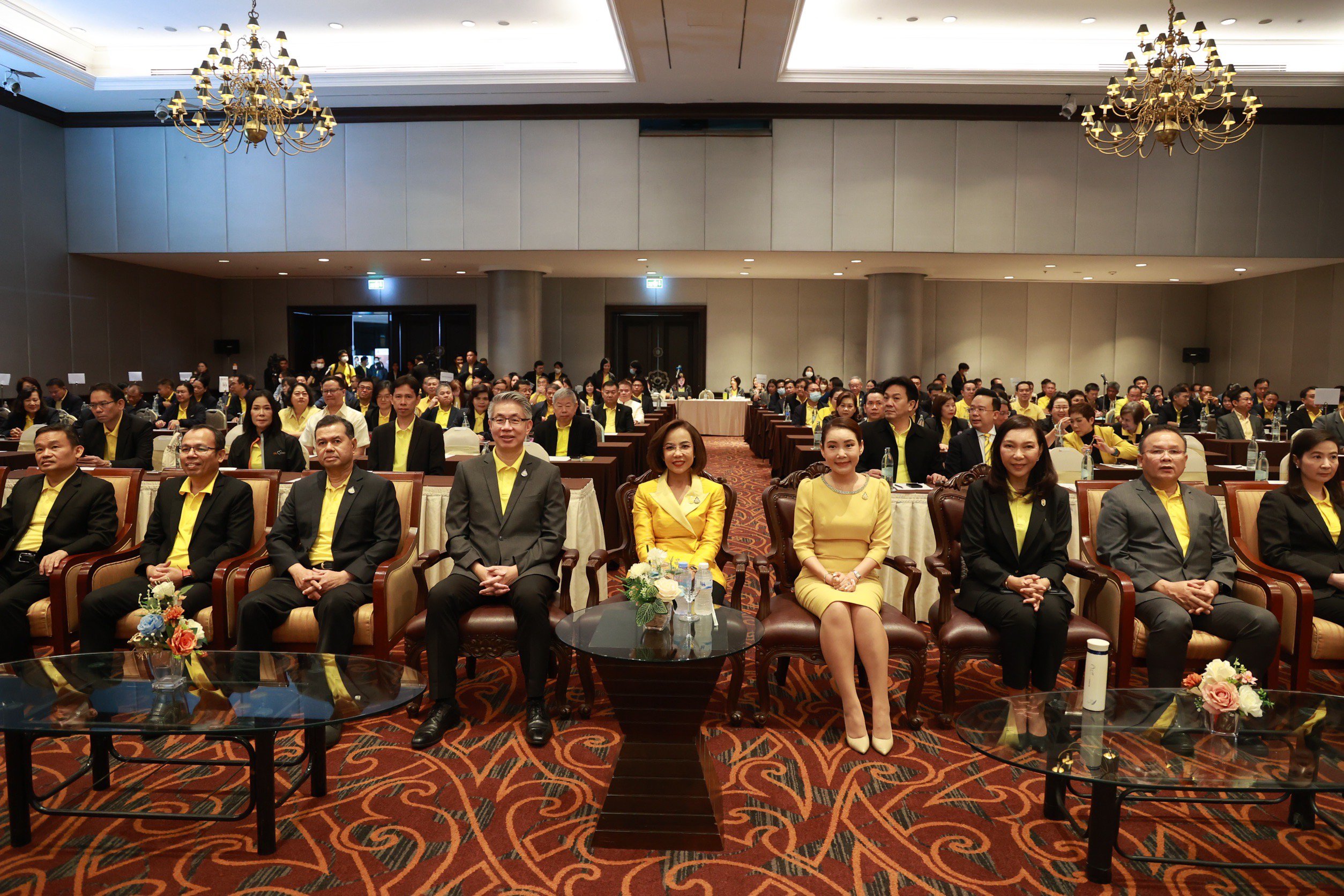 รมว.พิมพ์ภัทรา เร่งเครื่อง ‘ก.อุตสาหกรรม’ มอบนโยบาย ‘รื้อ ลด ปลด สร้าง’ หนุนอุตฯ กระตุ้นเศรษฐกิจไทยตอบโจทย์ตลาดโลก คำนึงถึงประโยชน์และผลกระทบประชาชนเป็นสำคัญ  