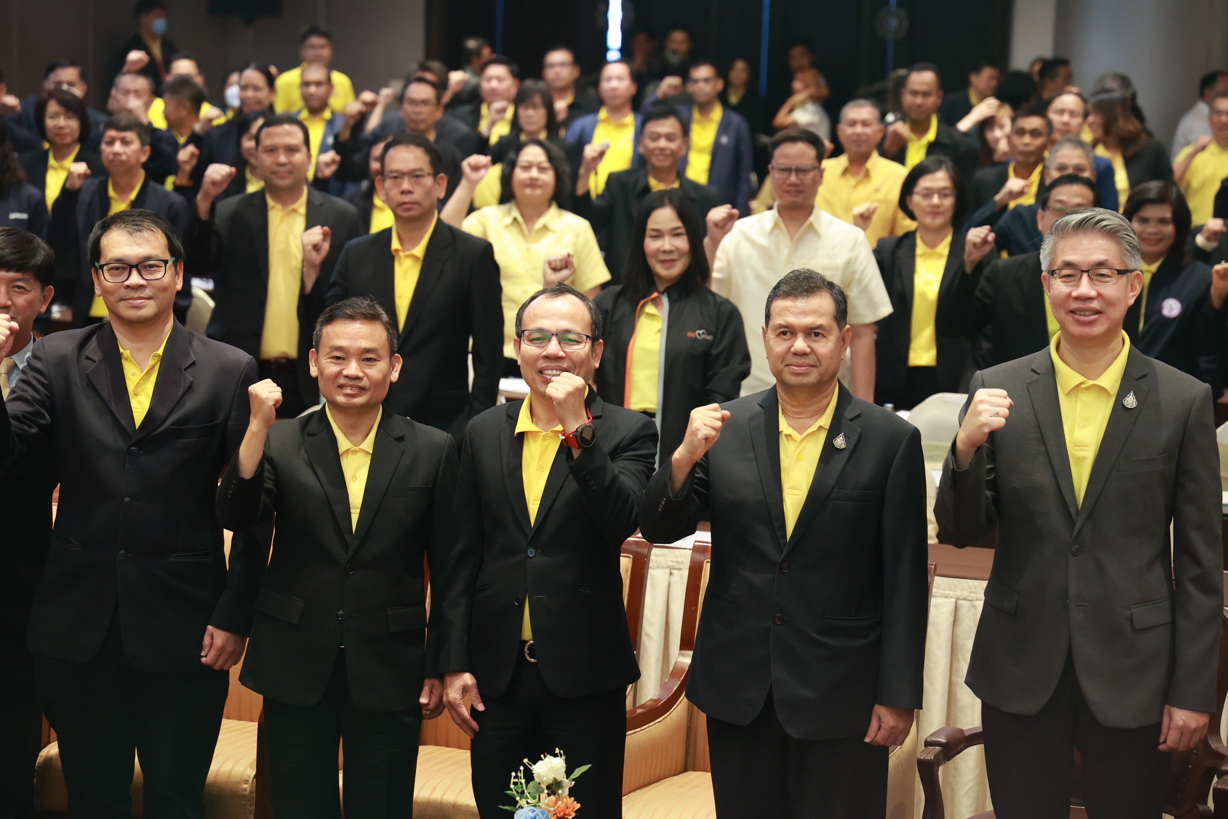 รมว.พิมพ์ภัทรา เร่งเครื่อง ‘ก.อุตสาหกรรม’ มอบนโยบาย ‘รื้อ ลด ปลด สร้าง’ หนุนอุตฯ กระตุ้นเศรษฐกิจไทยตอบโจทย์ตลาดโลก คำนึงถึงประโยชน์และผลกระทบประชาชนเป็นสำคัญ  