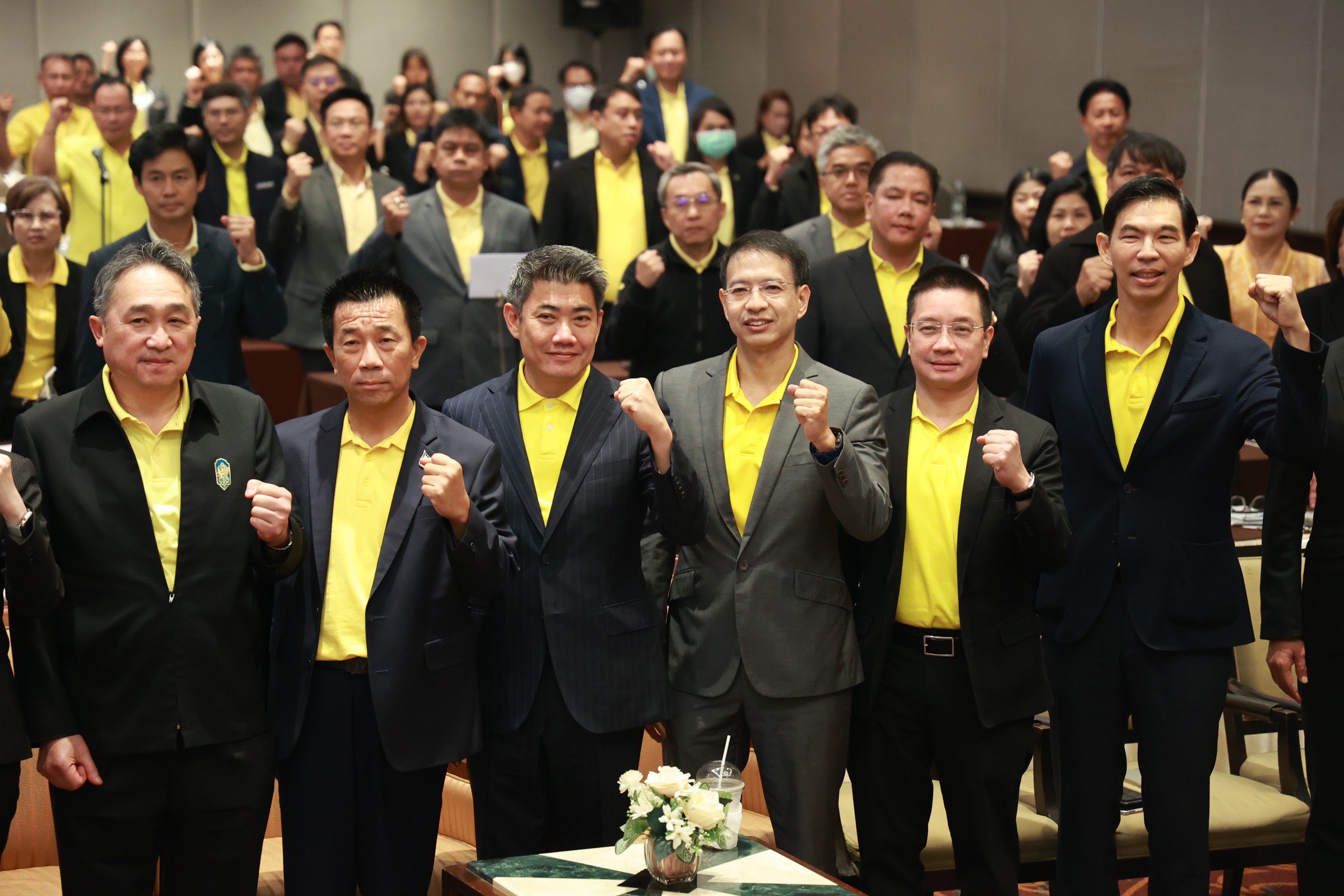 รมว.พิมพ์ภัทรา เร่งเครื่อง ‘ก.อุตสาหกรรม’ มอบนโยบาย ‘รื้อ ลด ปลด สร้าง’ หนุนอุตฯ กระตุ้นเศรษฐกิจไทยตอบโจทย์ตลาดโลก คำนึงถึงประโยชน์และผลกระทบประชาชนเป็นสำคัญ  