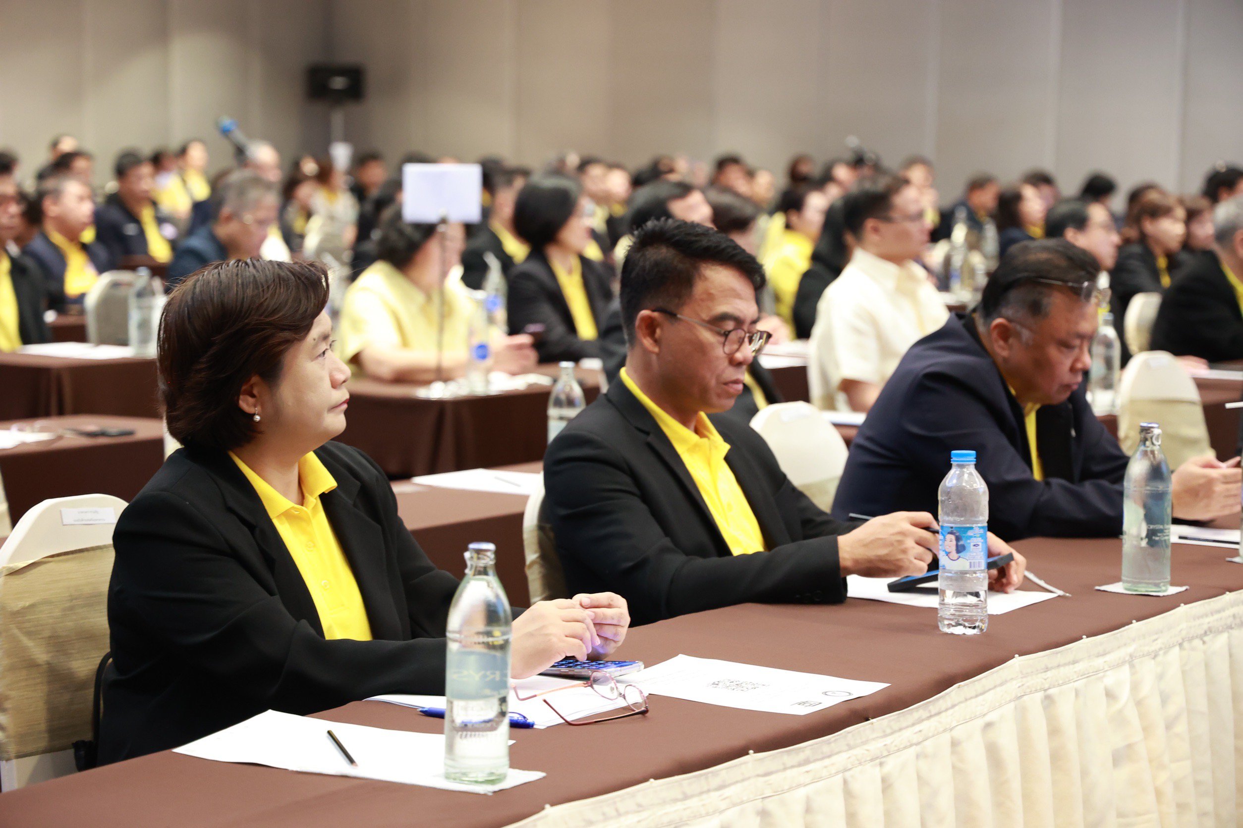 รมว.พิมพ์ภัทรา เร่งเครื่อง ‘ก.อุตสาหกรรม’ มอบนโยบาย ‘รื้อ ลด ปลด สร้าง’ หนุนอุตฯ กระตุ้นเศรษฐกิจไทยตอบโจทย์ตลาดโลก คำนึงถึงประโยชน์และผลกระทบประชาชนเป็นสำคัญ  