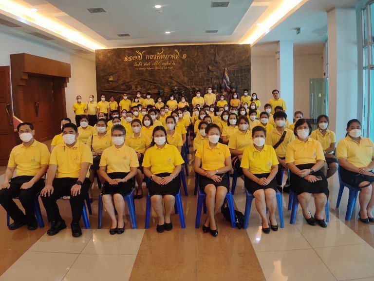 "ดีพร้อม" ร่วมพิธีรับมอบหมวก และผ้าพันคอจิตอาสาพระราชทานในโครงการจิตอาสา "เราทำดี ด้วยหัวใจ"