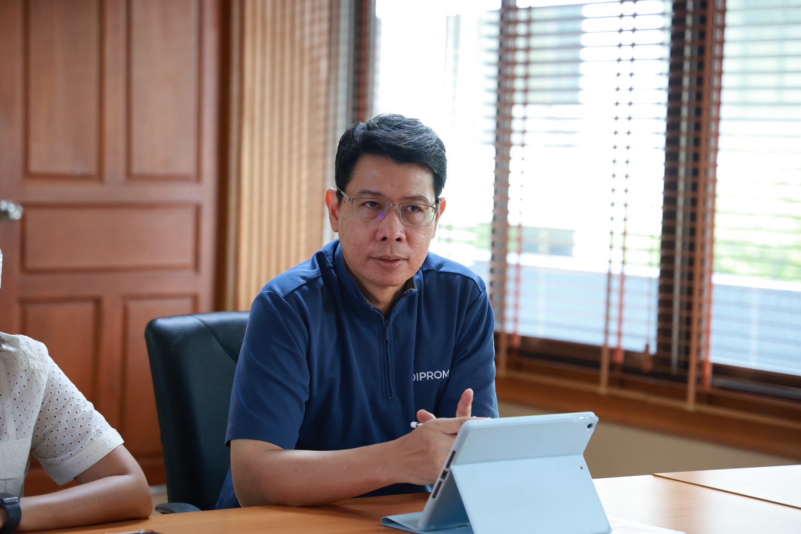 “อสอ.ภาสกร” นั่งหัวโต๊ะติดตามระบบเทคโนโลยีสารสนเทศของดีพร้อม