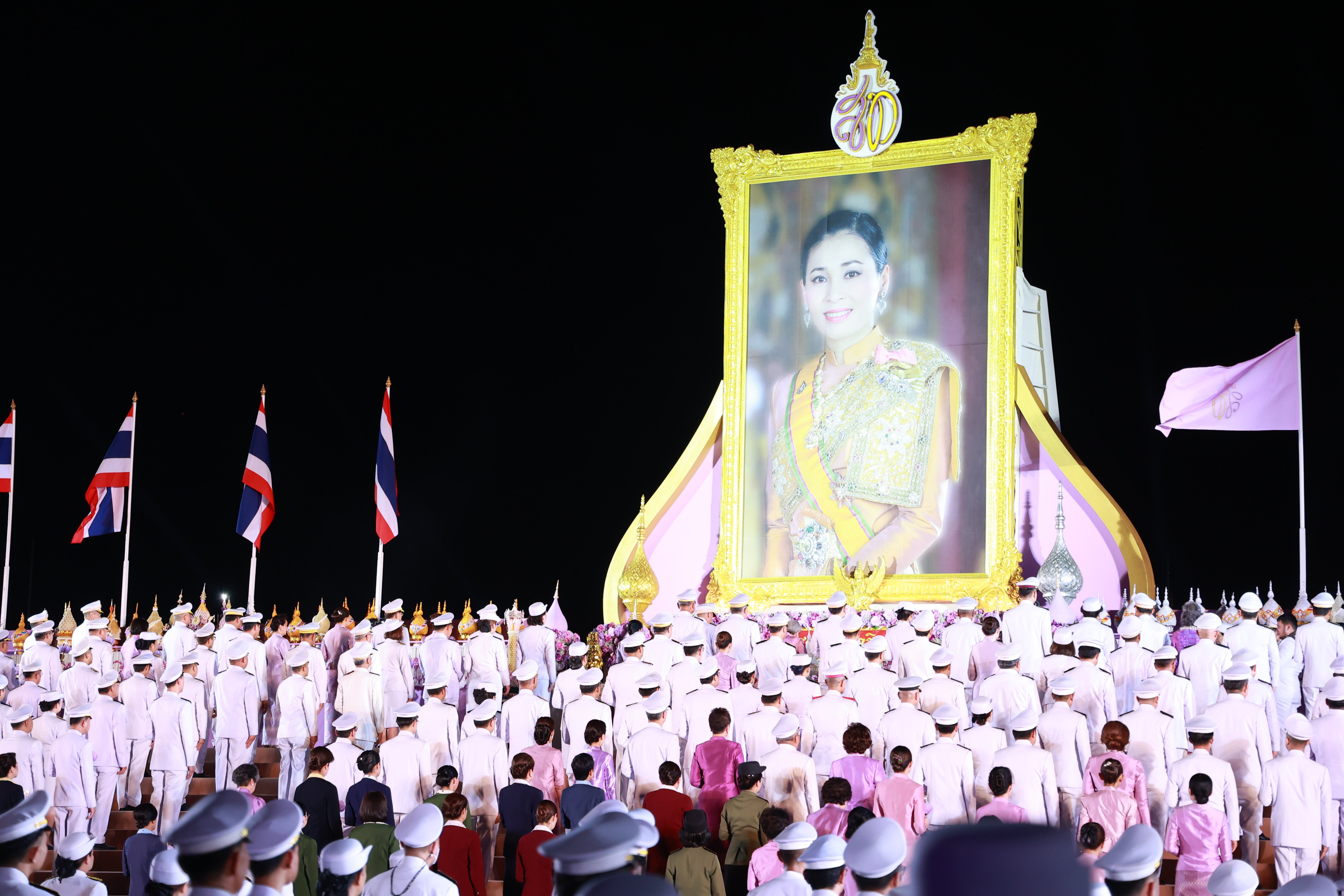 "รสอ.วาที" นำทีมดีพร้อมร่วมพิธีพิธีจุดเทียนถวายพระพรชัยมงคลเฉลิมพระเกียรติสมเด็จพระนางเจ้าฯ พระบรมราชินี เนื่องในโอกาสวันเฉลิมพระชนมพรรษา 3 มิถุนายน 2567