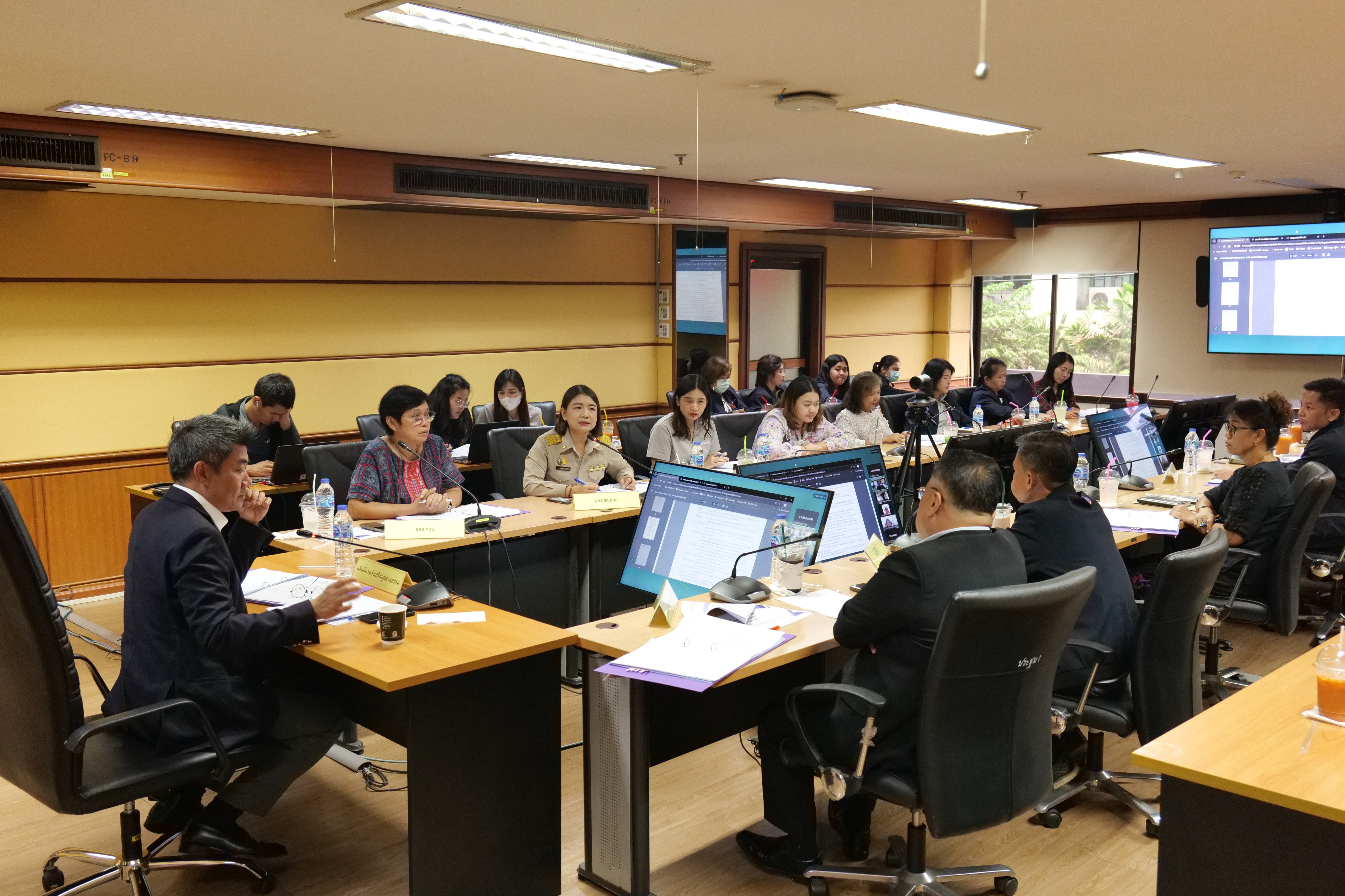 “ดีพร้อม” ประชุมบอร์ดบริหารเงินทุนหมุนเวียนฯ ครั้งที่ 5/2567 ดันแผนพีอาร์สร้างการรับรู้ทั่วประเทศ