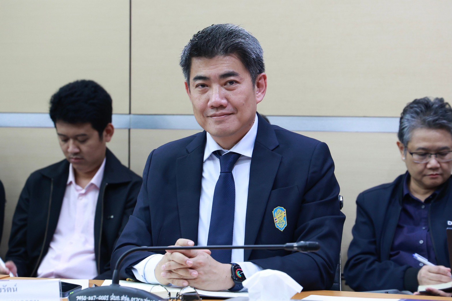 “รมว.พิมพ์ภัทรา” นั่งหัวโต๊ะ ประชุมผู้บริหารระดับสูง อก. กำชับ เร่งสื่อสารทำความเข้าใจกับประชาชนในการขนย้ายกากอุตสาหกรรม พร้อมเผย กรมโรงงานอุตสาหกรรม ออกใบอนุญาต รง.4 ได้เสร็จทันเป้าหมาย ตามข้อสั่งการนายกรัฐมนตรี