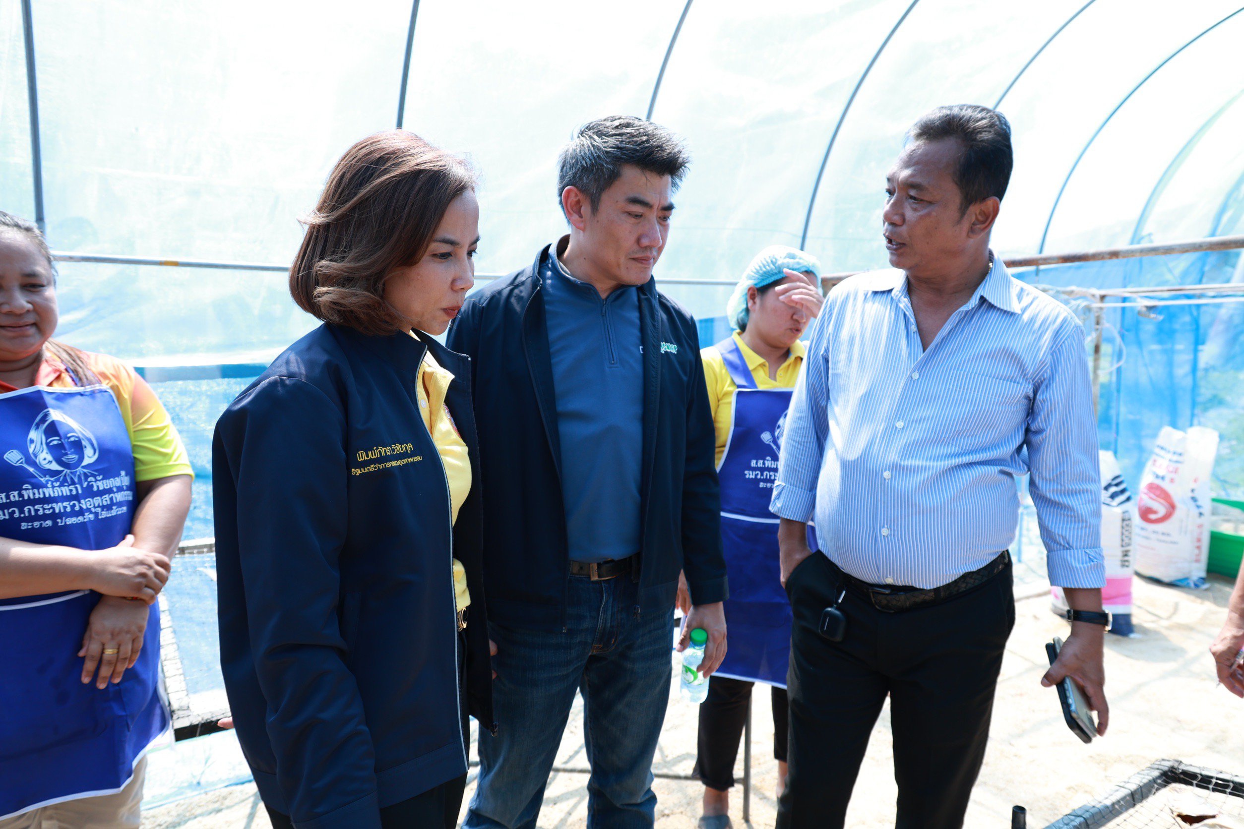 “รัฐมนตรีฯ พิมพ์ภัทรา” จับมือคนคอน พัฒนาปลาเค็มร้า ของดีชุมชนบ้านทอนตะเกียง