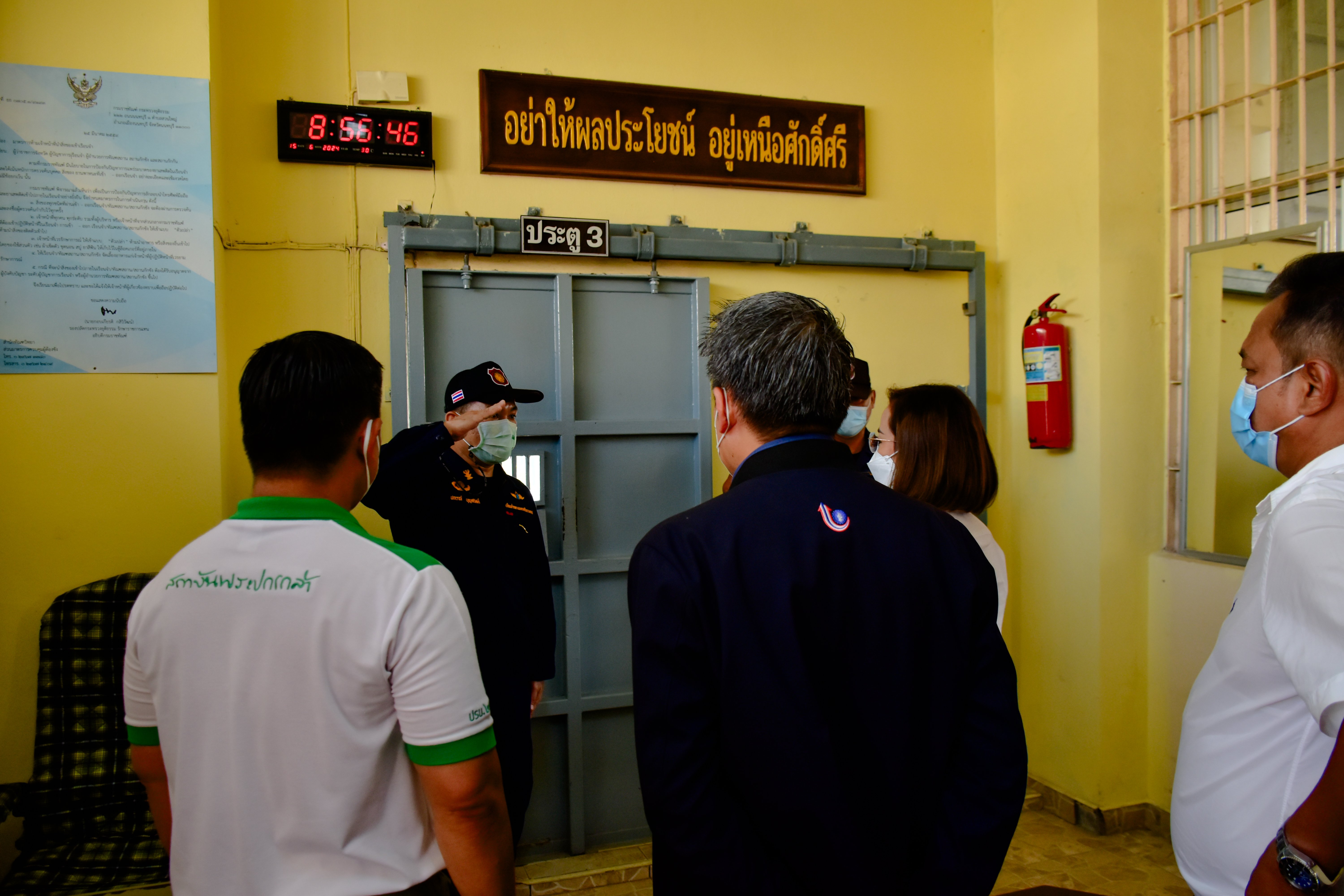 รมว.พิมพ์ภัทรา ดันเรือนจำกลางนครศรีธรรมราชเป็นโมเดลต้นแบบ "นิคมราชทัณฑ์" อนุรักษ์ทักษะงานศิลป์เลอค่า สร้างอาชีพเส้นทางใหม่ คืนคนดีสู่สังคม