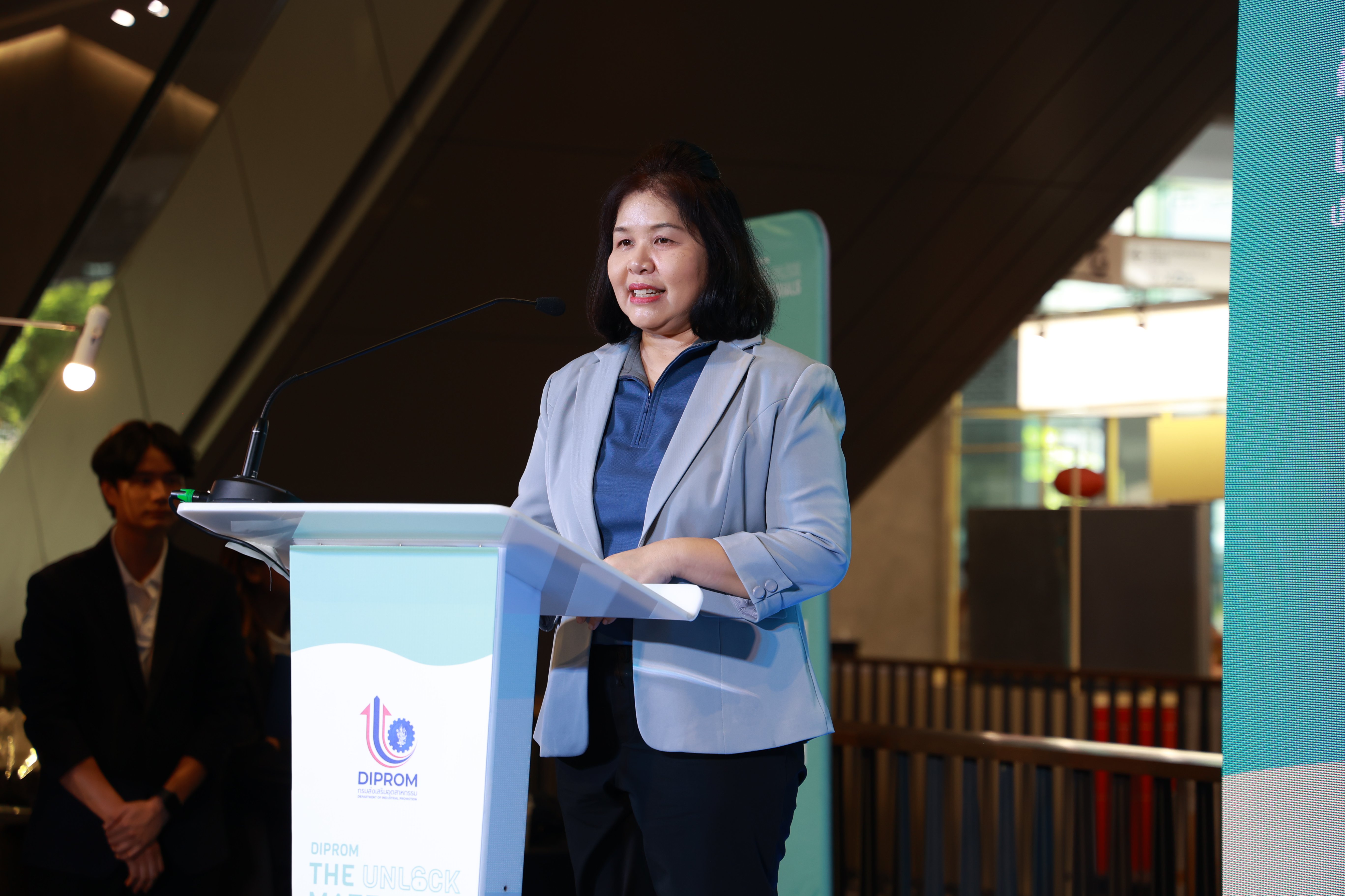 “ดีพร้อม” ชูศักยภาพนักออกแบบ นำวัสดุท้องถิ่นใหม่ (Unlock Materials) ต่อยอดสู่สินค้าสร้างสรรค์มูลค่าสูง
