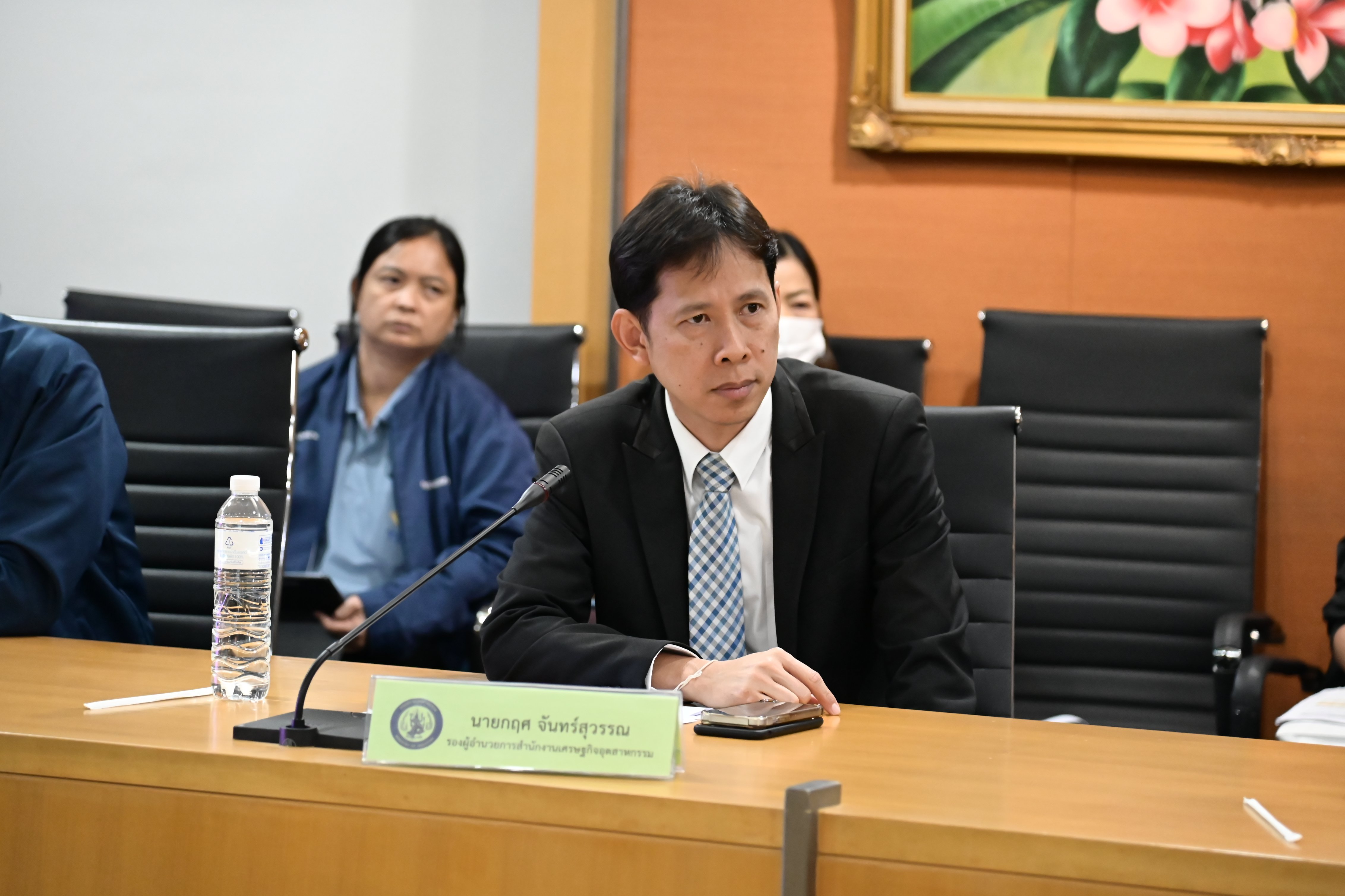 ปลัดฯ ณัฐพล นั่งหัวโต๊ะ ติดตามเร่งรัดการใช้จ่ายงบประมาณรายจ่ายประจำปี 67 ของ อก. ให้เป็นไปตามเป้าหมาย และใช้จ่ายอย่างคุ้มค่าและเกิดประโยชน์สูงสุด