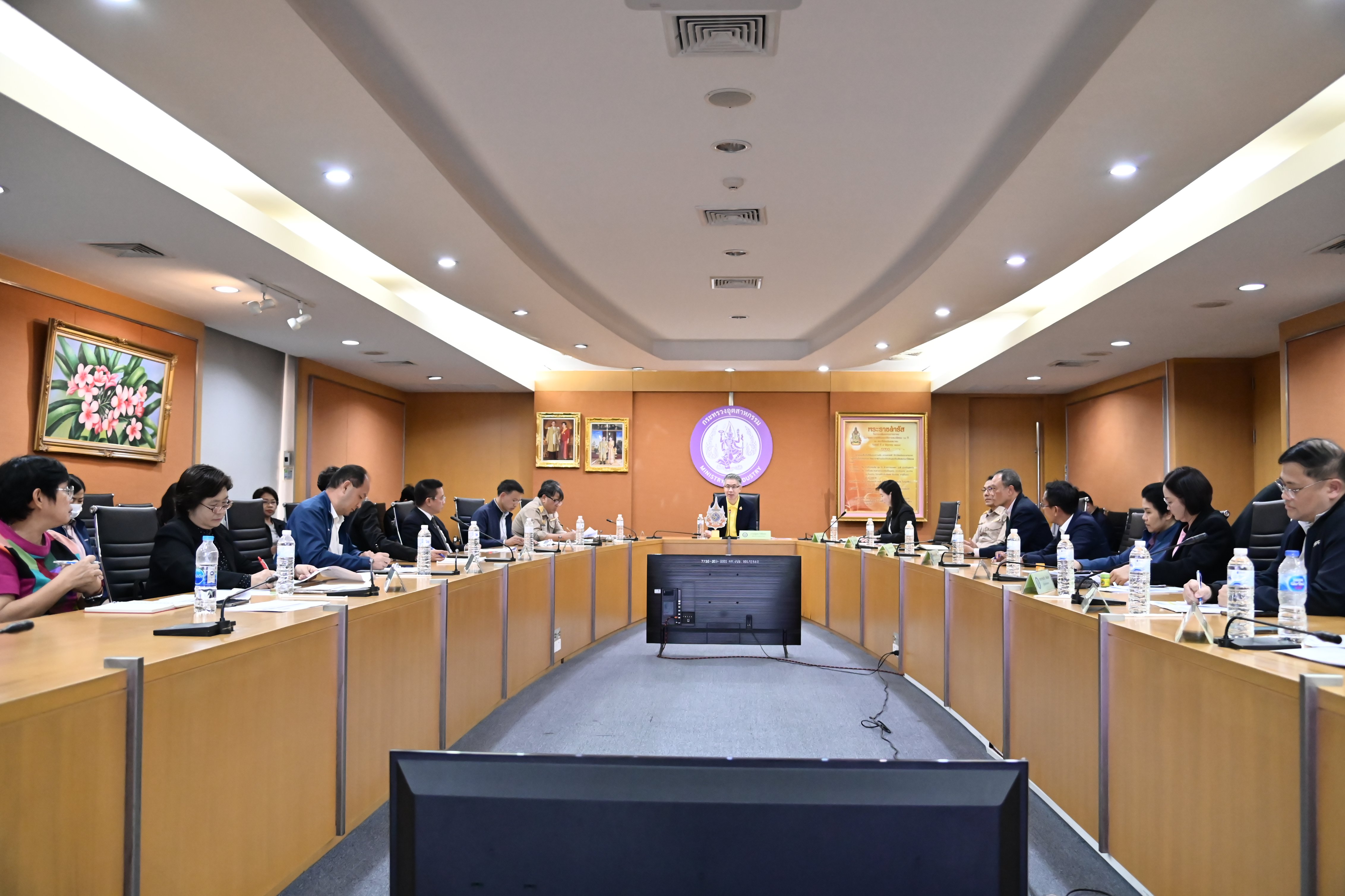 ปลัดฯ ณัฐพล นั่งหัวโต๊ะ ติดตามเร่งรัดการใช้จ่ายงบประมาณรายจ่ายประจำปี 67 ของ อก. ให้เป็นไปตามเป้าหมาย และใช้จ่ายอย่างคุ้มค่าและเกิดประโยชน์สูงสุด
