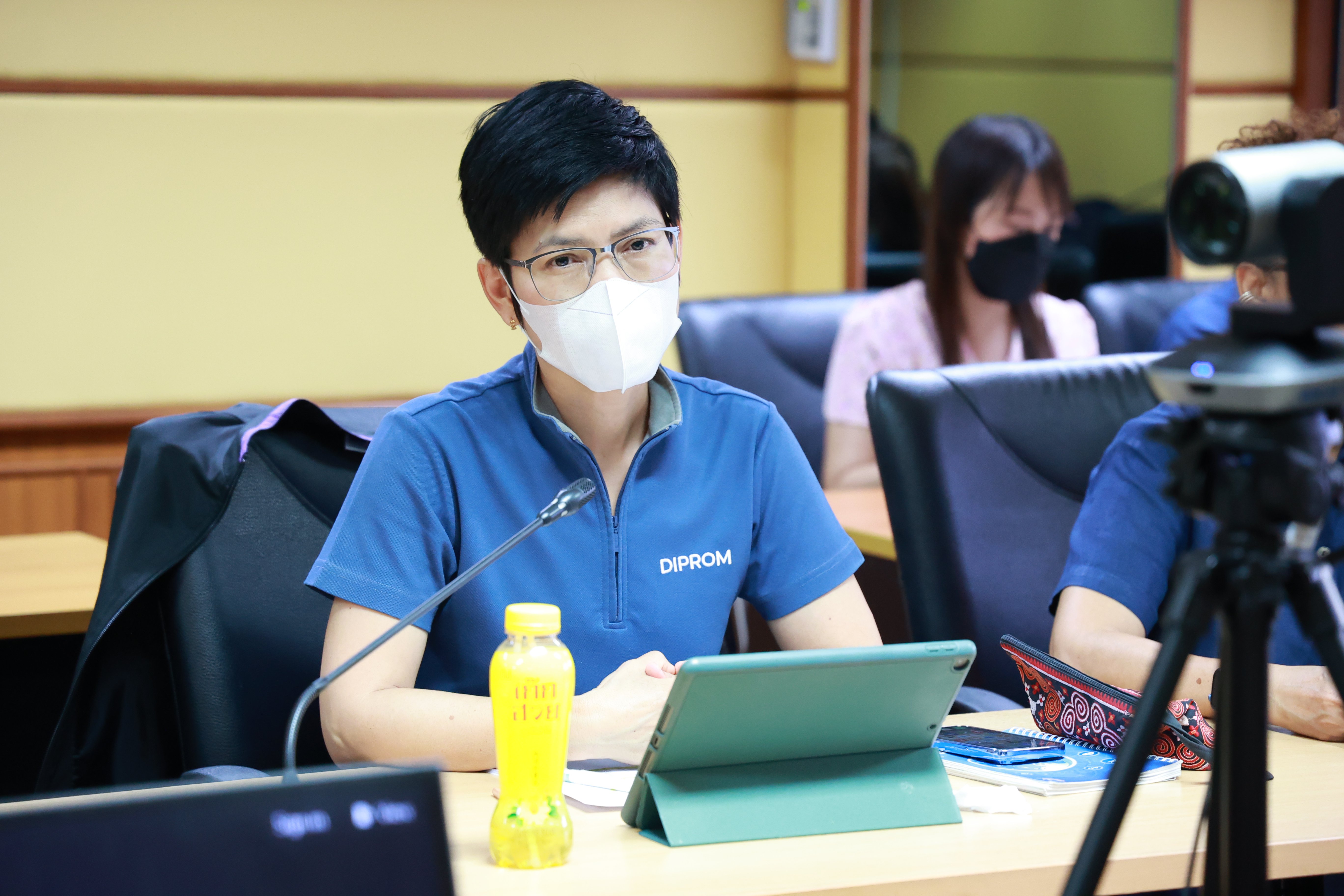 "ดีพร้อม" ประชุมเร่งรัดติดตามการใช้จ่ายงบฯ และผลดำเนินงาน ปี 2567