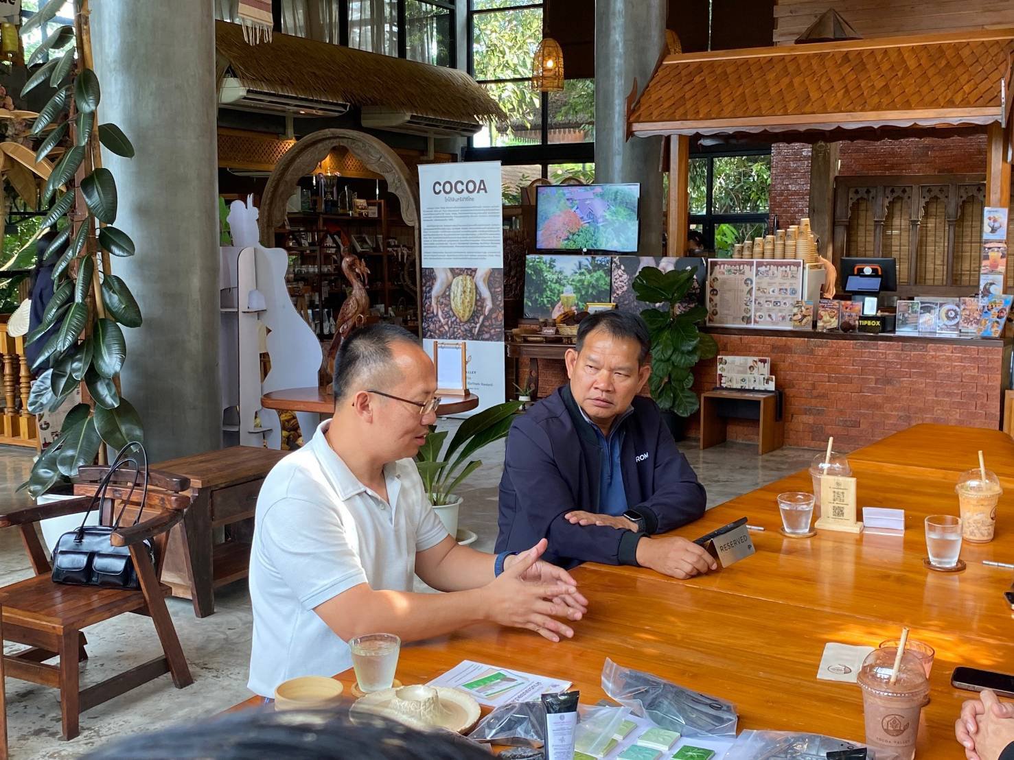"รสอ.วาที" ลงพื้นที่จังหวัดน่าน หารือแนวทางพัฒนาการพัฒนาโกโก้ไทย