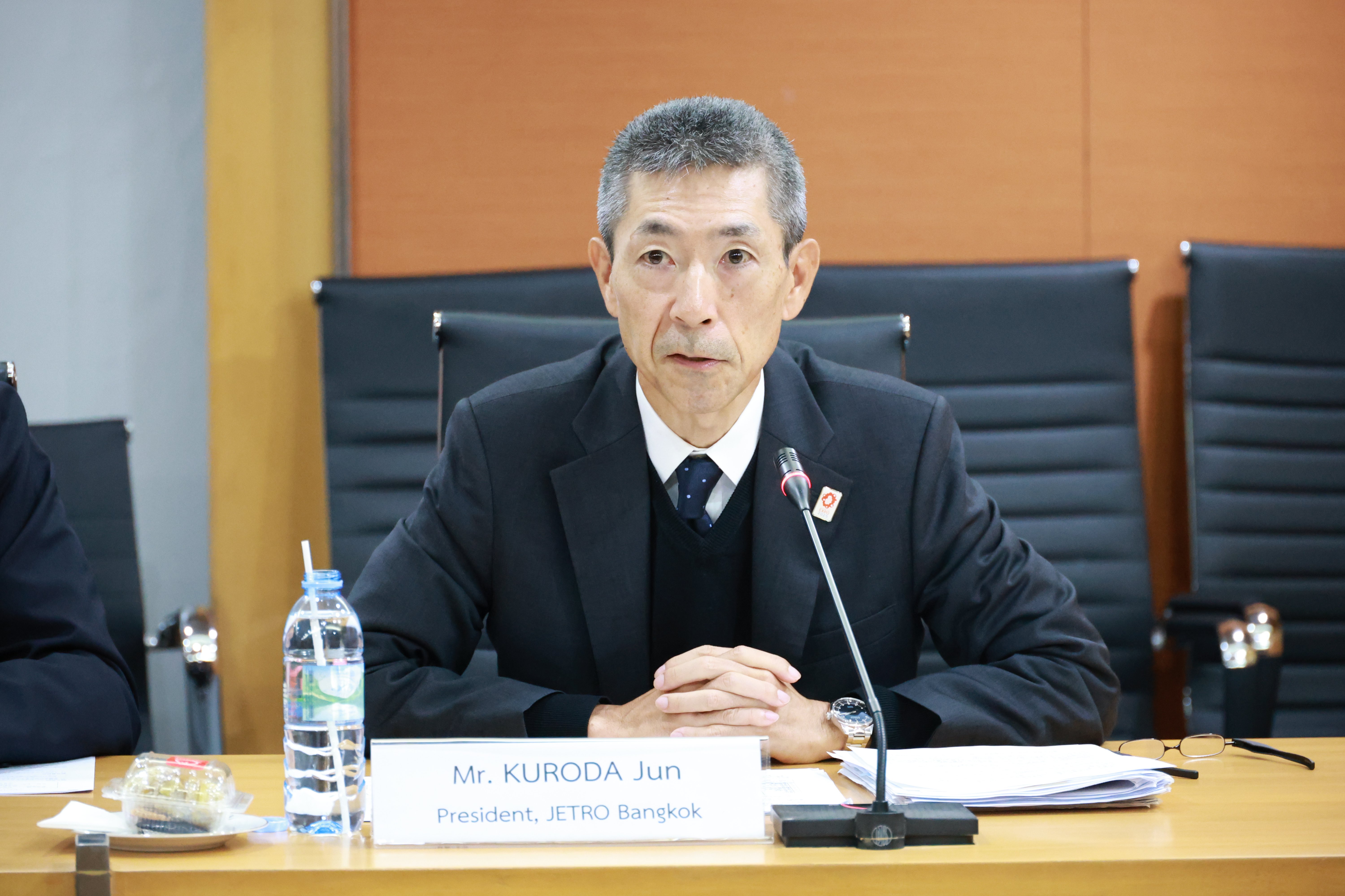 “พิมพ์ภัทรา” พบ ผู้บริหาร JETRO และ JCC หารือปัญหาอุปสรรคทางธุรกิจ ยืนยัน กระทรวงอุตสาหกรรม พร้อมดูแลผู้ประกอบการญี่ปุ่น เพื่อประโยชน์ต่อเศรษฐกิจของสองประเทศ