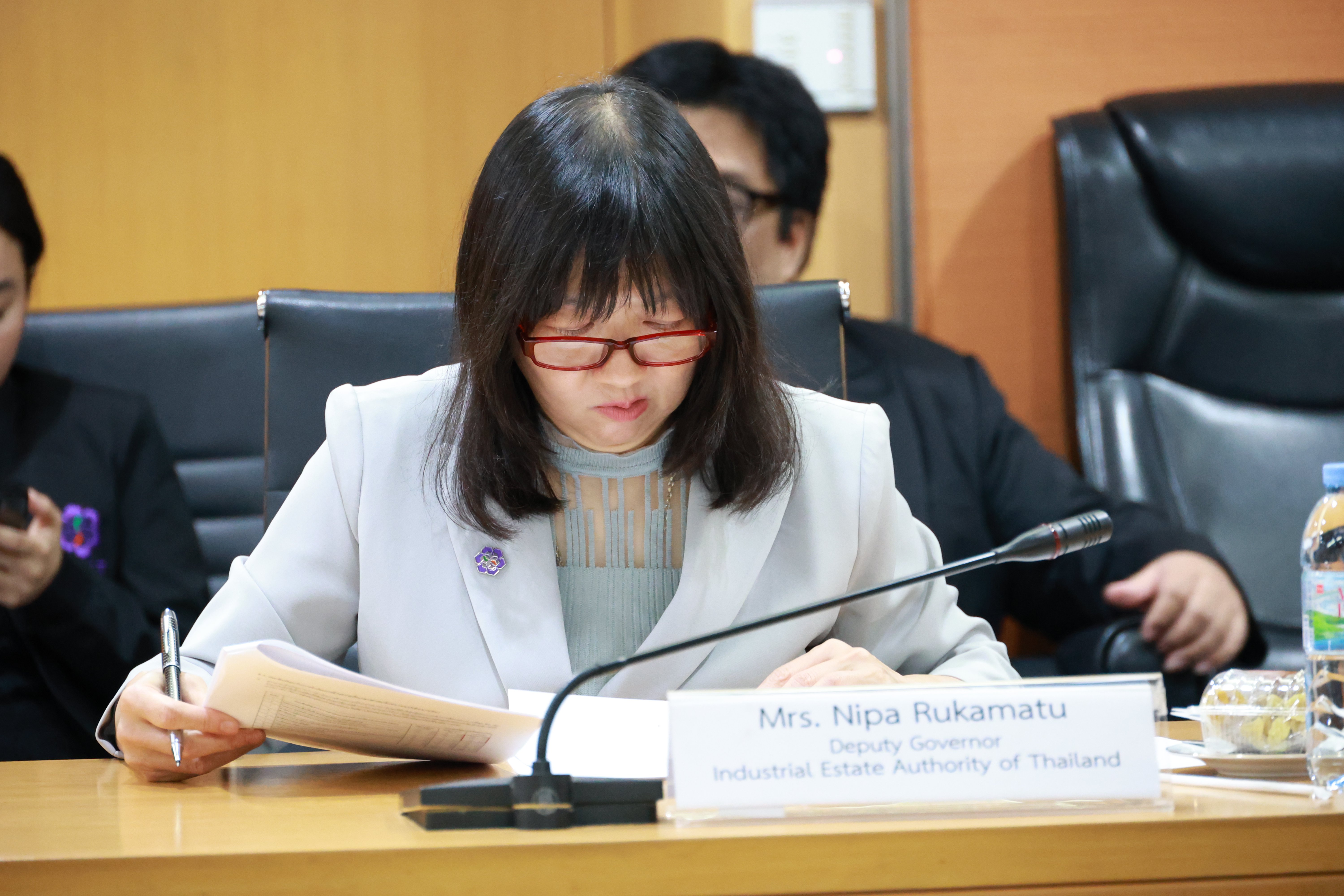 “พิมพ์ภัทรา” พบ ผู้บริหาร JETRO และ JCC หารือปัญหาอุปสรรคทางธุรกิจ ยืนยัน กระทรวงอุตสาหกรรม พร้อมดูแลผู้ประกอบการญี่ปุ่น เพื่อประโยชน์ต่อเศรษฐกิจของสองประเทศ