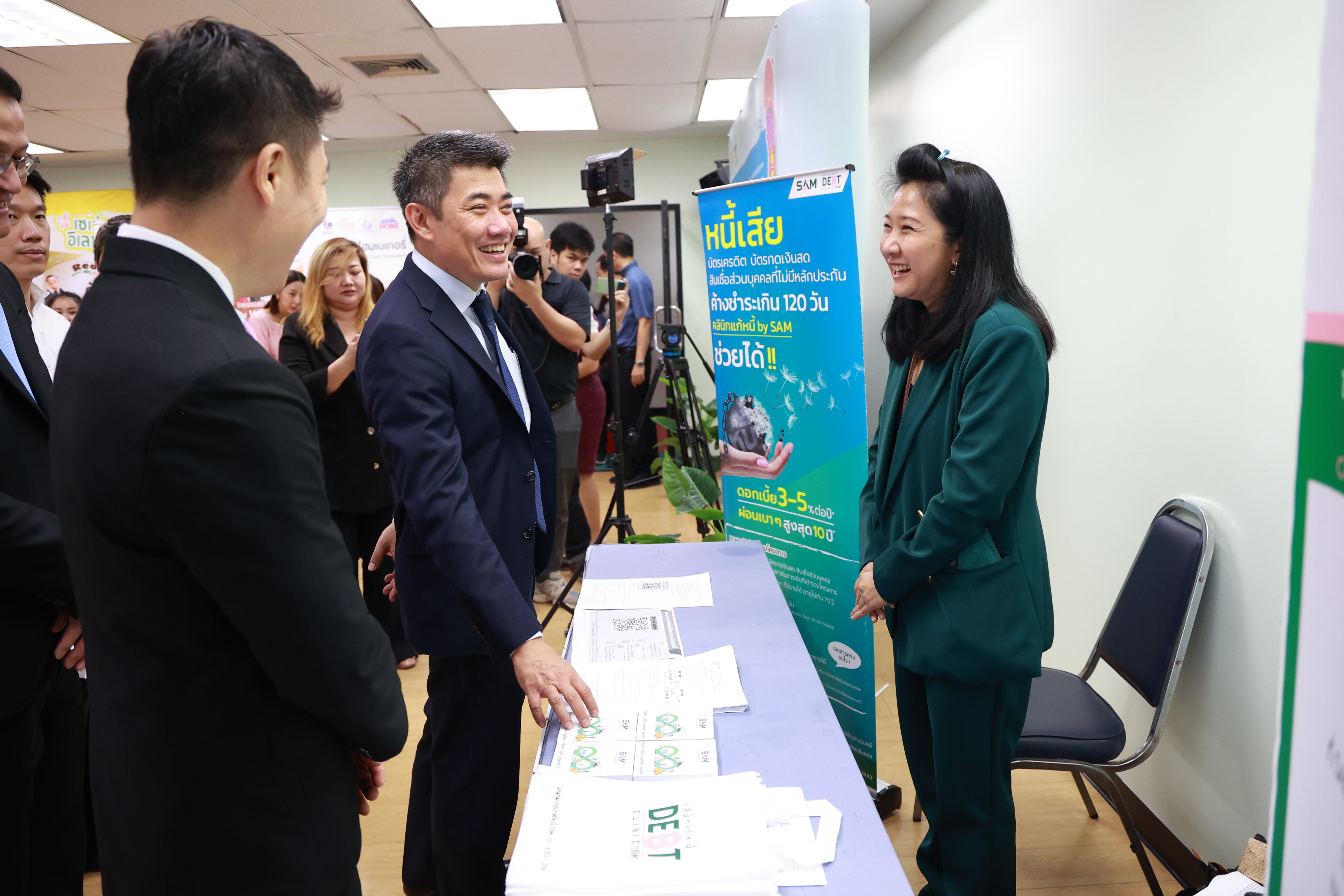 "อธิบดีภาสกร" เปิดศูนย์ Happy Workplace Center พระรามที่ 4