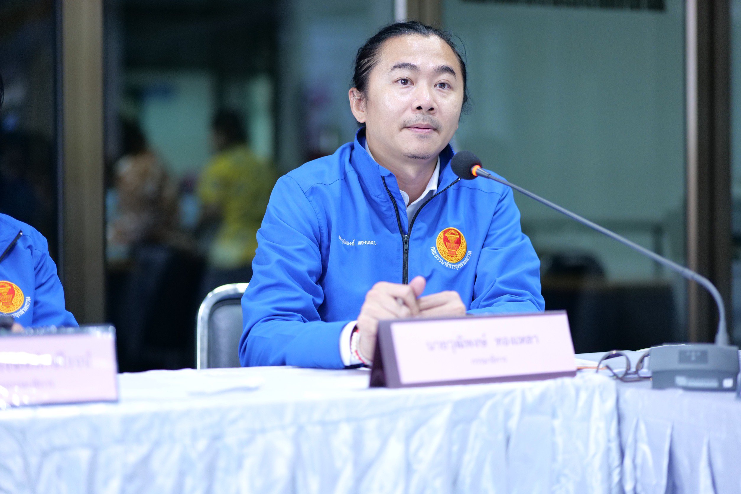 "รสอ.วัชรุน" ร่วมคณะกรรมาธิการอุตสาหกรรมลงพื้นที่ศึกษาดูงานกลุ่มวิสากิจชุมชนไม้กฤษณา
