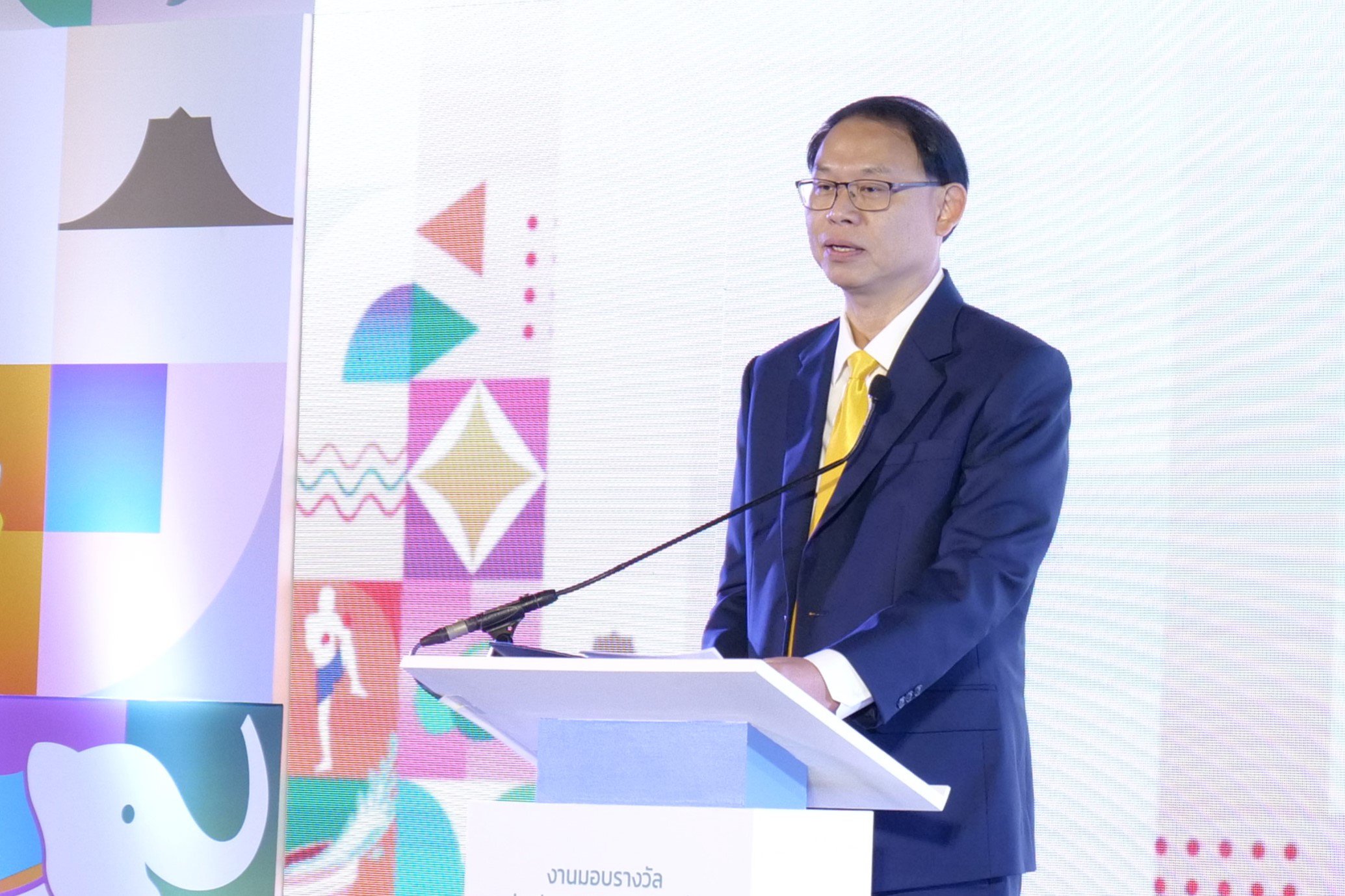 "ดีพร้อม" ร่วมงานมอบรางวัลเซเว่น อีเลฟเว่น เอสเอ็มอียั่งยืน 2023