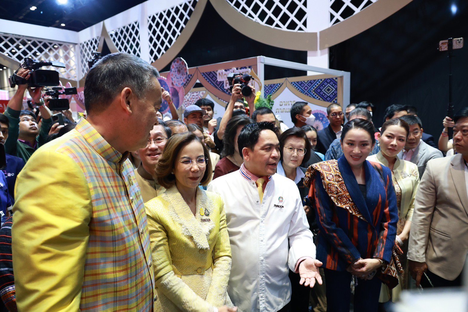 “พิมพ์ภัทรา” ร่วมงาน “THACCA SPLASH : Soft Power Forum 2024” ซูปเปอร์อีเวนท์แห่งปี ดันอาหารฮาลาล อุตสาหกรรมอาหารแห่งอนาคต ปลุกพลังซอฟท์พาวเวอร์ ให้ดังไกลทั่วโลก