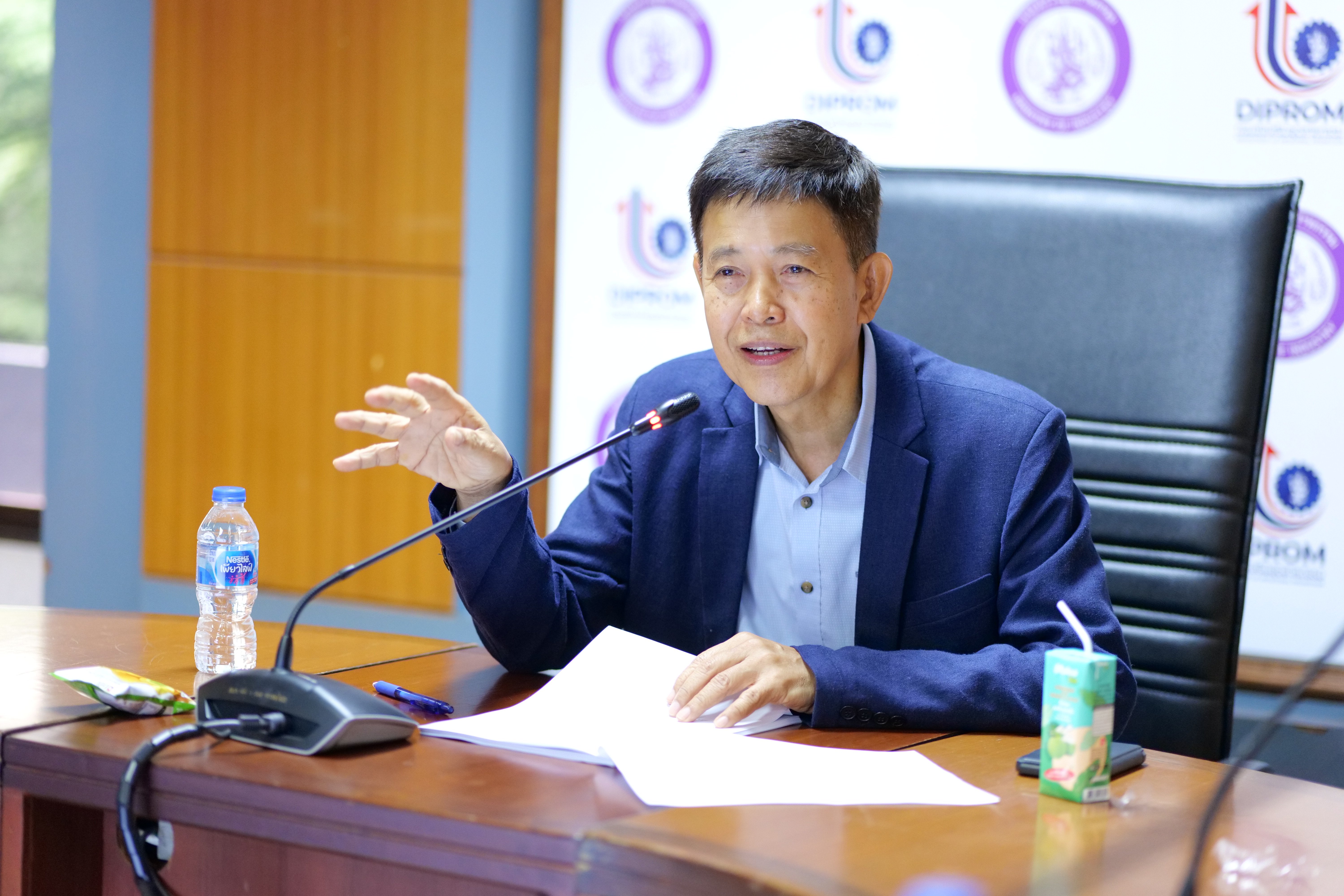 "ดีพร้อม" ประชุมคณะกรรมการจริยธรรมฯ เร่งหารือเกณฑ์การตัดสิน "นวัตกรรมสื่อสร้างสรรค์ ส่งเสริมจริยธรรมให้ดีพร้อม"