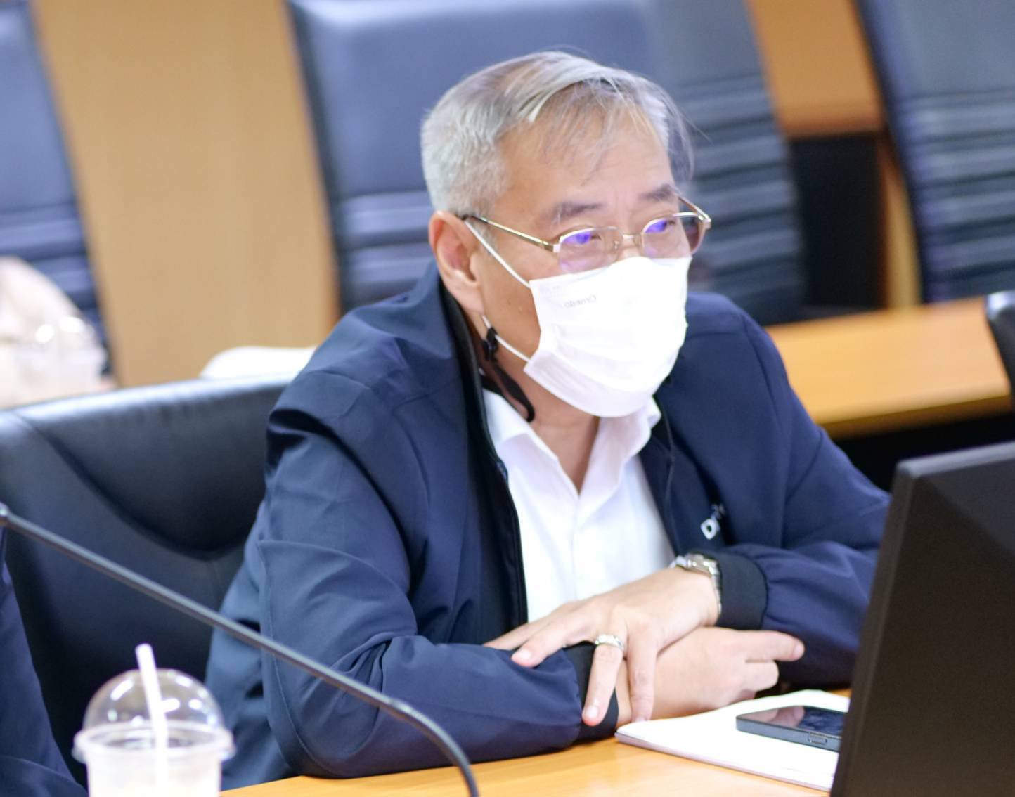รสอ.วาที" นั่งหัวโต๊ะประชุมคณะกรรมการบริหารเทคโนโลยีสารสนเทศและการสื่อสาร