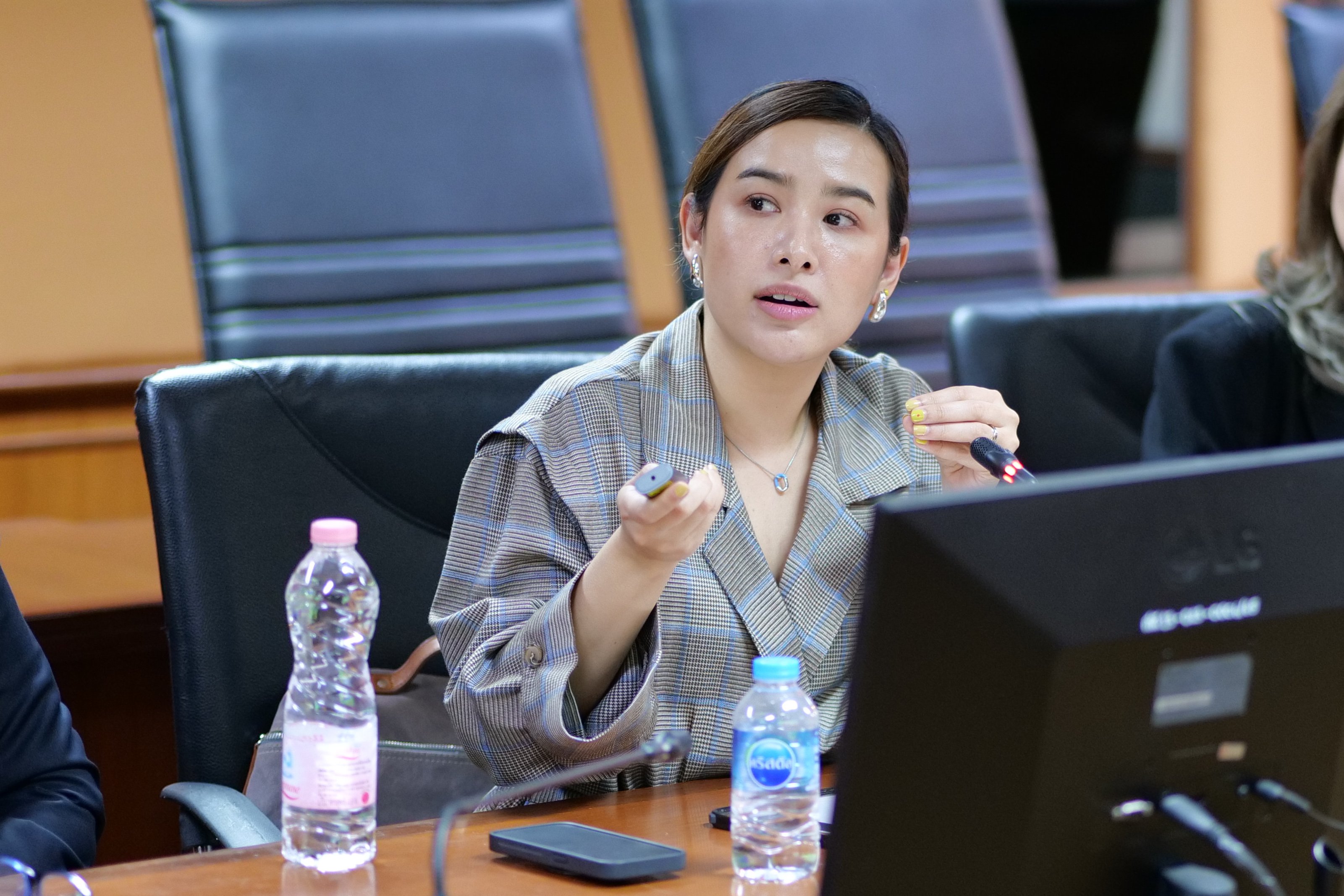 "ดีพร้อม" หารือร่วม "ไทยรัฐ" ผลักดันสุราชุมชน ในงาน “เมรัย ไทยแลนด์”