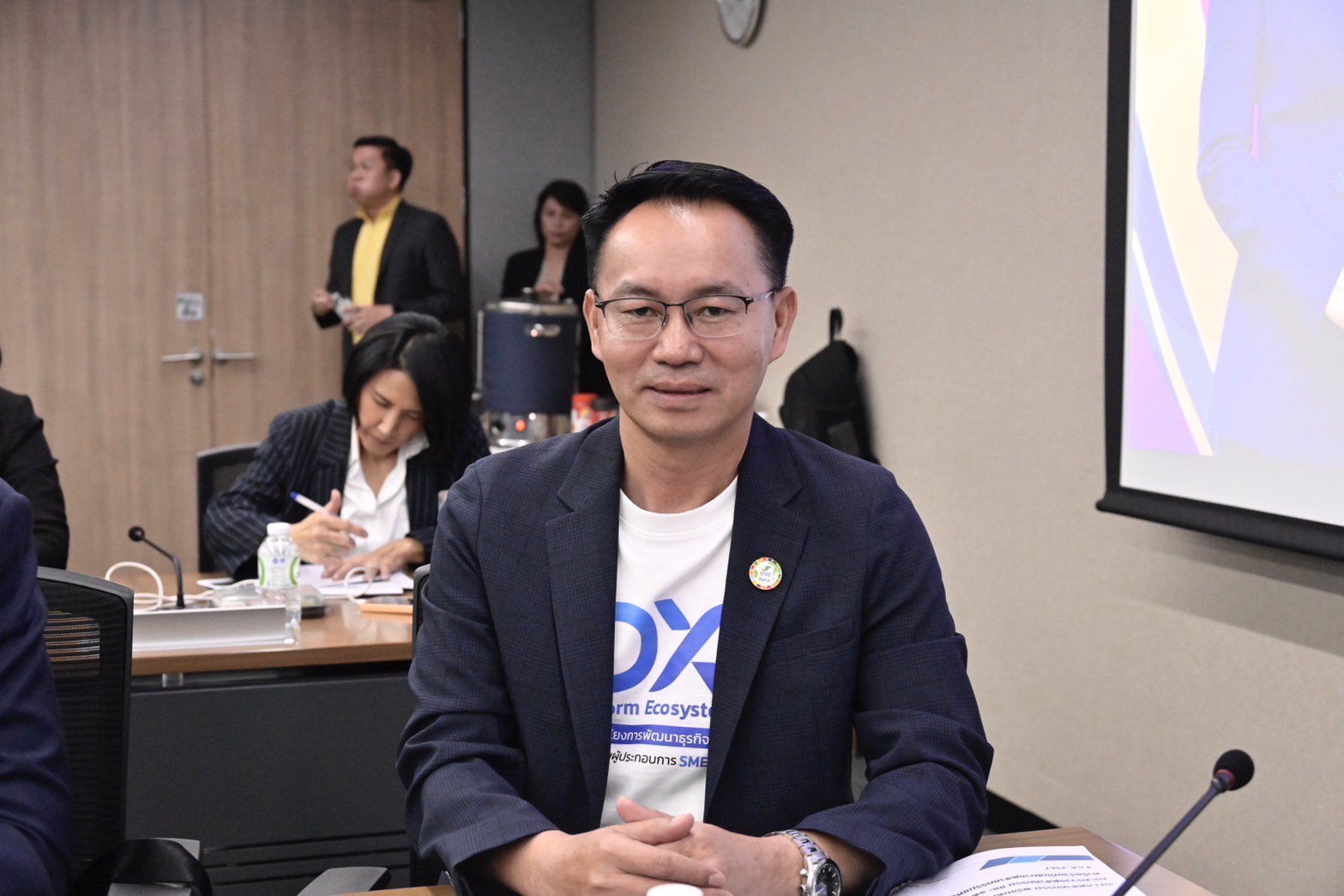 “พิมพ์ภัทรา” หารือ “สภาอุตฯ” หลังเผชิญกติกาใหม่โลก ทำ 22 อุตสาหกรรมดั้งเดิมขีดความสามารถการแข่งขันลดลง เร่งหามาตรการรับมือ พร้อมตั้ง 4 คณะทำงาน ขับเคลื่อนเศรษฐกิจภาคอุตสาหกรรม