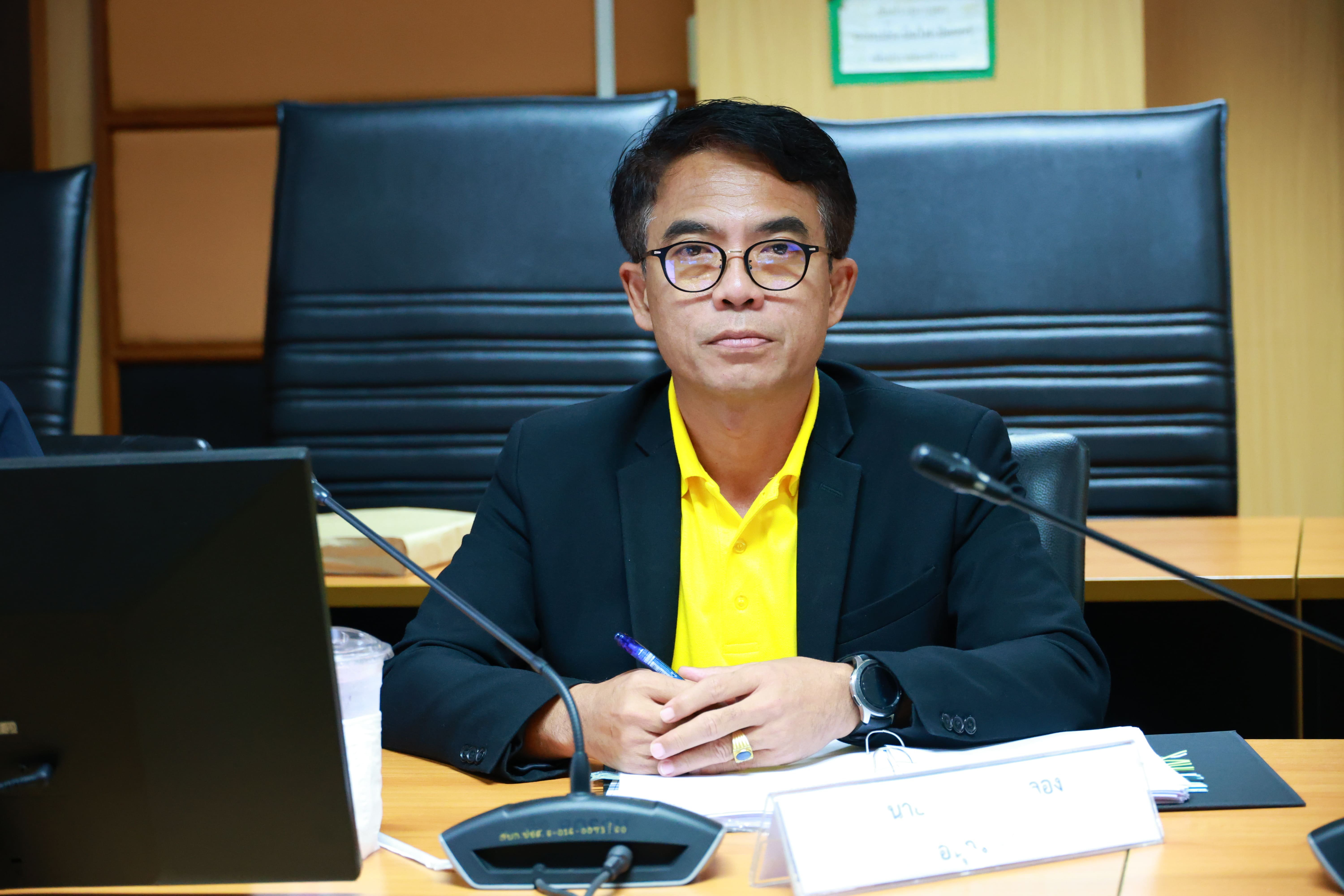 "ดีพร้อม" ประชุม อ.ก.พ. กรมส่งเสริมอุตสาหกรรม ครั้งที่ 1 / 2567