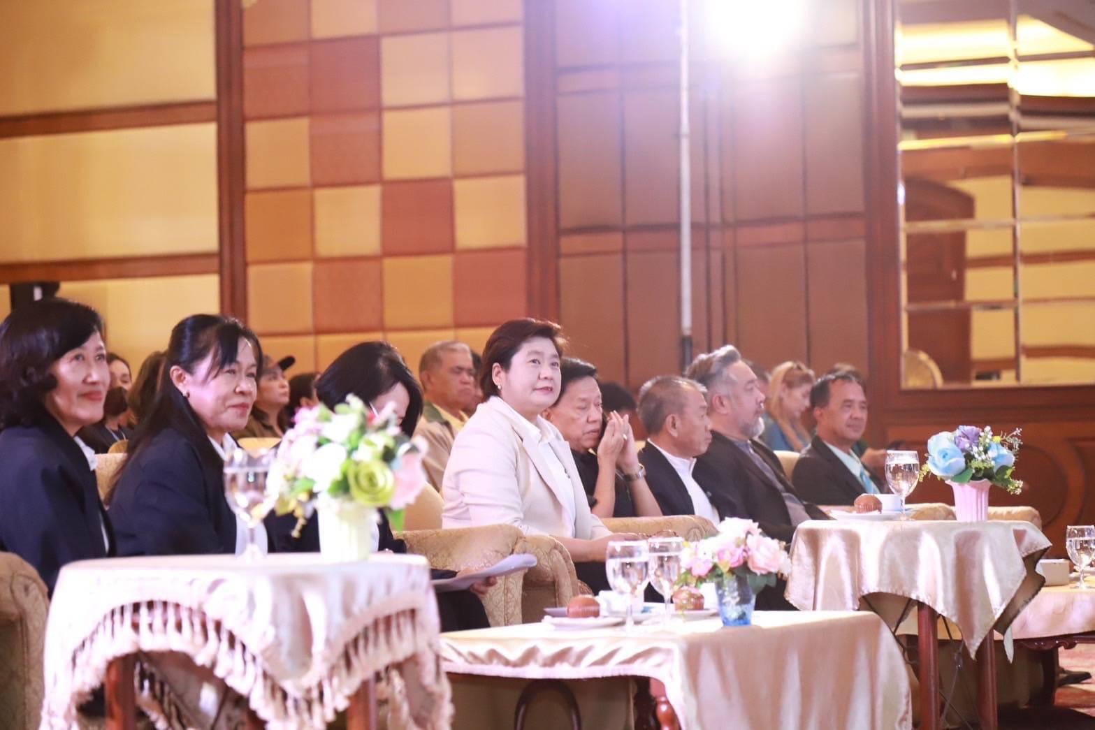 "ดีพร้อม" เร่งขับเคลื่อนโปรเจกต์กรีน ลดการปล่อยก๊าซเรือนกระจก ยกระดับอุตสาหกรรมสีเขียวในพื้นที่ภาคอีสาน