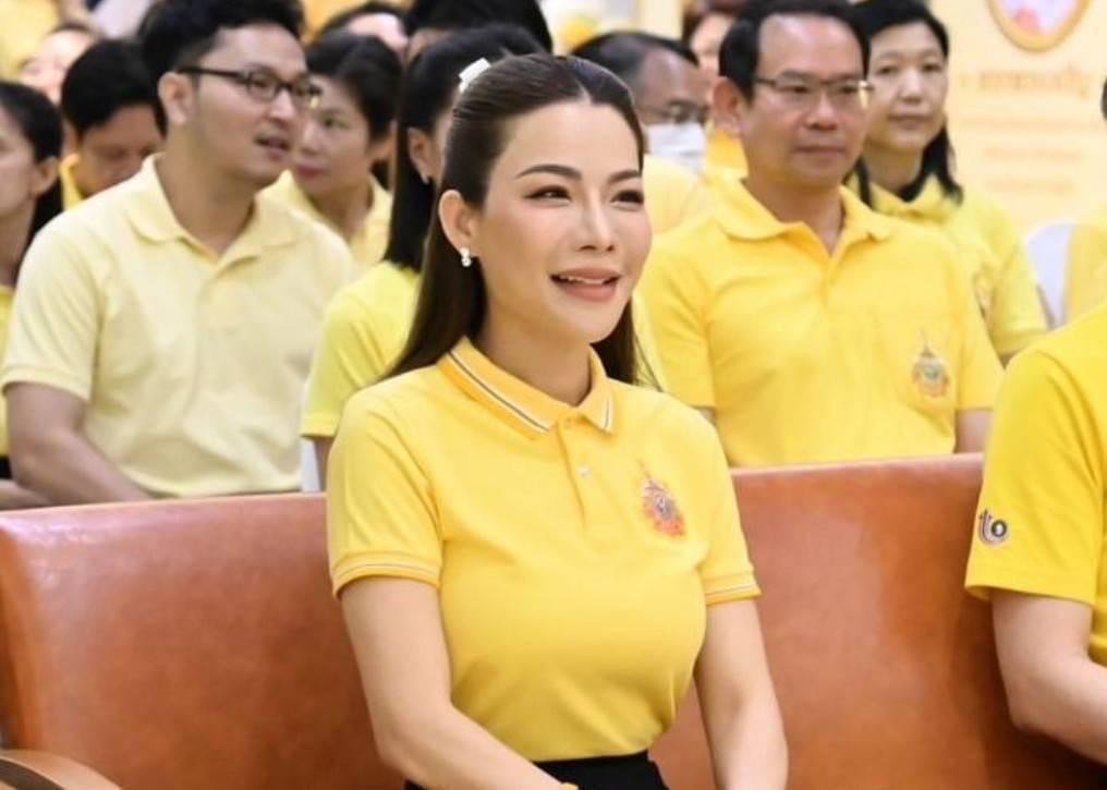 กระทรวงอุตสาหกรรม ผนึกหน่วยงานรัฐ-เอกชน-ประชาชน เปิด “โครงการอุตสาหกรรมรวมใจ ลดคาร์บอนไทย 7.2 ล้านตัน เฉลิมพระเกียรติพระบาทสมเด็จพระเจ้าอยู่หัว เนื่องในโอกาสพระราชพิธีมหามงคลเฉลิมพระชนมพรรษา 6 รอบ 28 กรกฎาคม 2567” ตั้งเป้าลดการปล่อยก๊าซเรือนกระจก สร้างควา