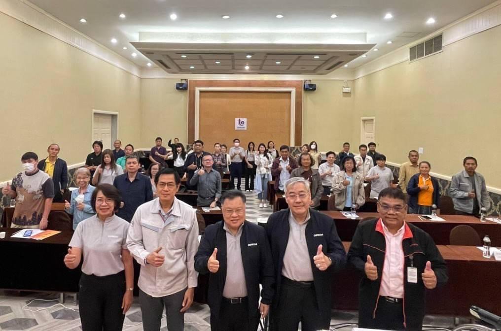 "ดีพร้อม" อัพสกิลเกษตรกรสุพรรณฯ หนุน Smart Farm ประยุกต์ใช้ในสถานประกอบการ