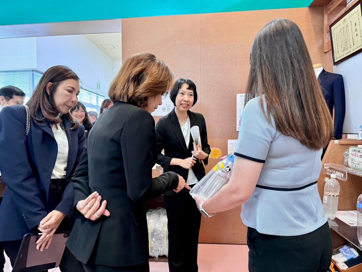 รัฐมนตรีฯ พิมพ์ภัทรา ยกทัพทีม อก. เปิดตัวนิคมฯ Circular พร้อมสร้างความร่วมมือนักลงทุนญี่ปุ่น สร้าง Supply chain สู่เป้าหมาย Zero waste   